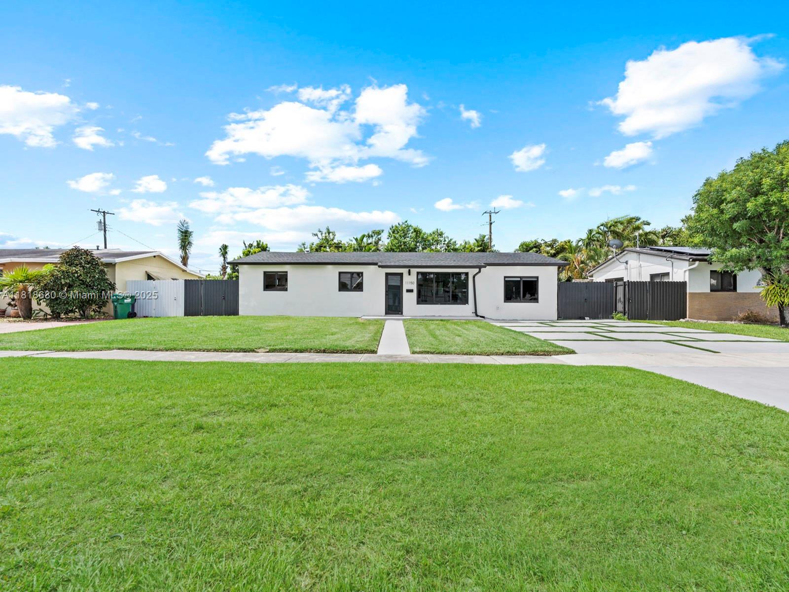 Miami, Florida, 33173, United States, 3 Bedrooms Bedrooms, ,2 BathroomsBathrooms,Residential,For Sale,1857432