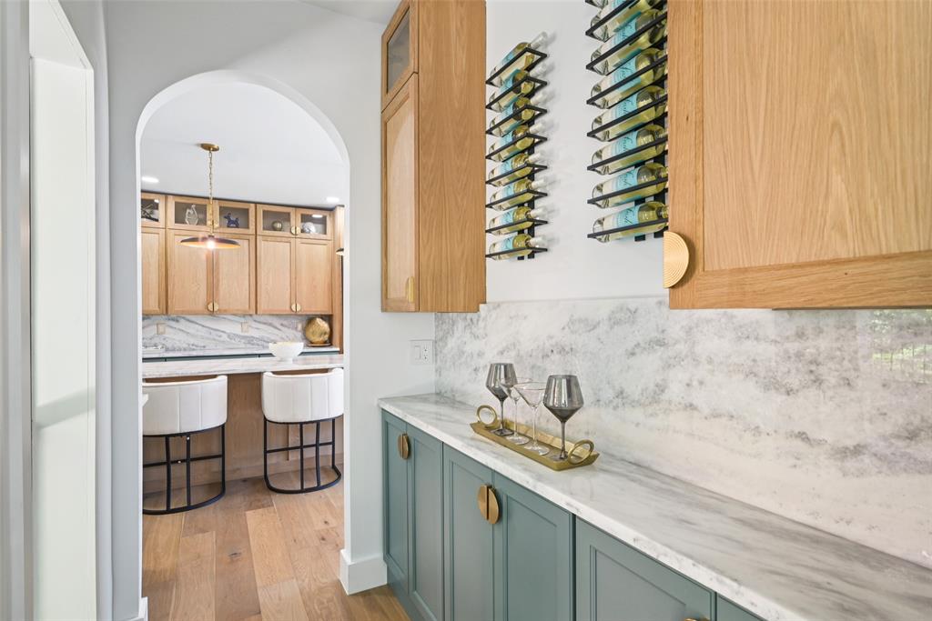Dallas, Texas, 75248, United States, 4 Bedrooms Bedrooms, ,4 BathroomsBathrooms,Residential,For Sale,1900656