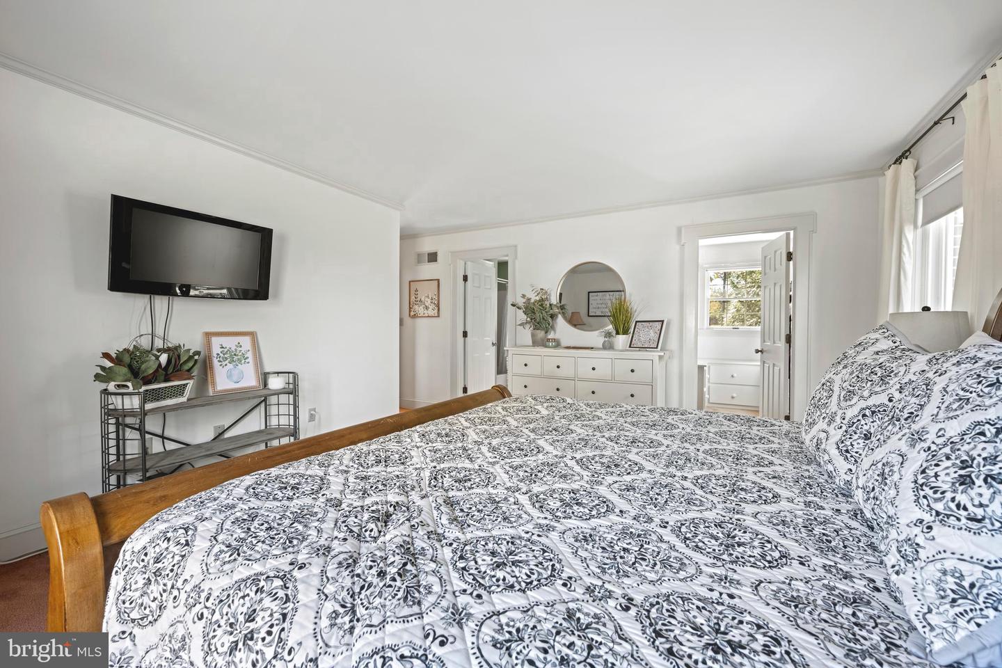 Salisbury, Maryland, 21804, United States, 4 Bedrooms Bedrooms, ,3 BathroomsBathrooms,Residential,For Sale,1996971