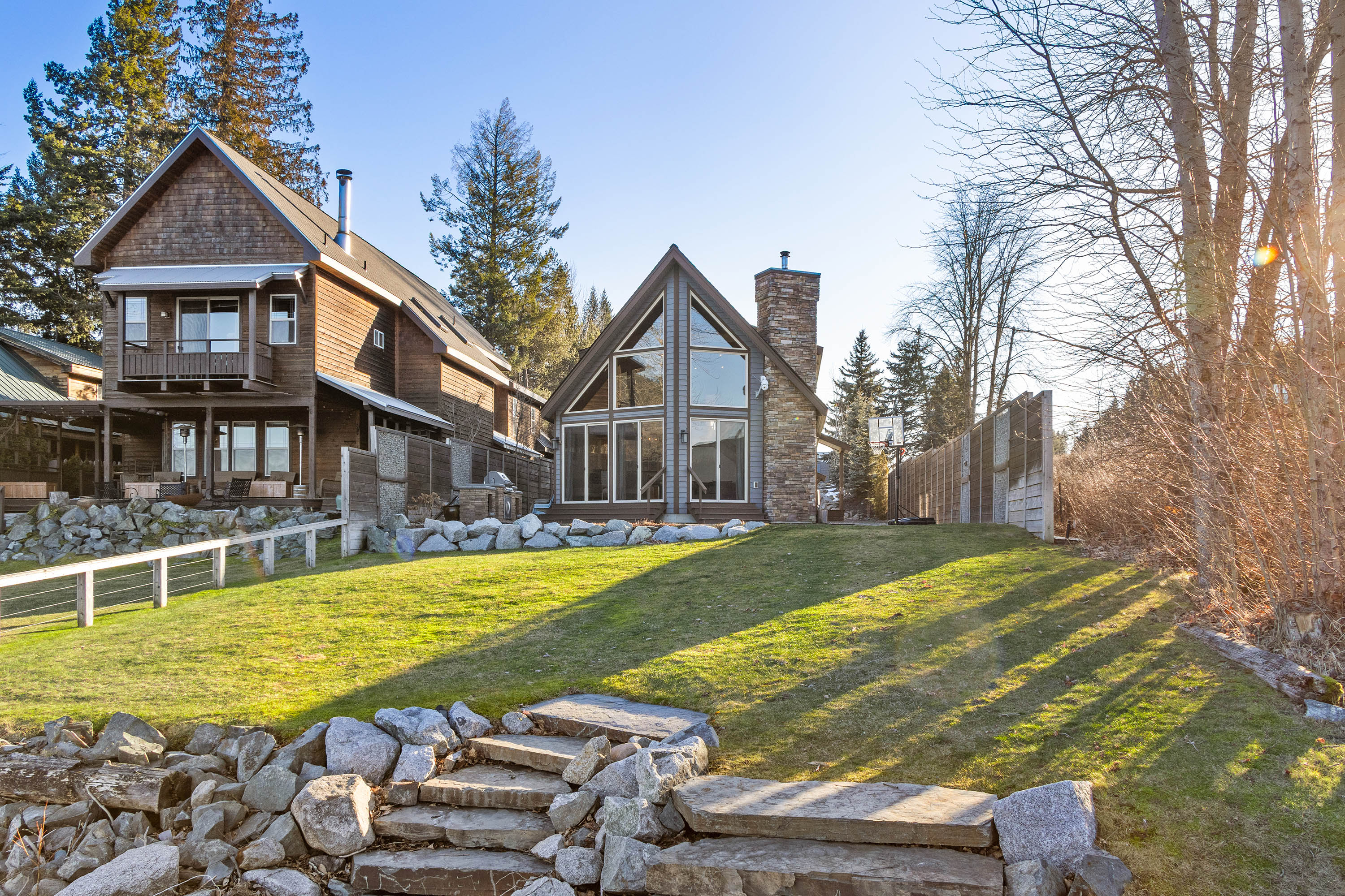 Sagle, Idaho, 83860, United States, 4 Bedrooms Bedrooms, ,2 BathroomsBathrooms,Residential,For Sale,2013773