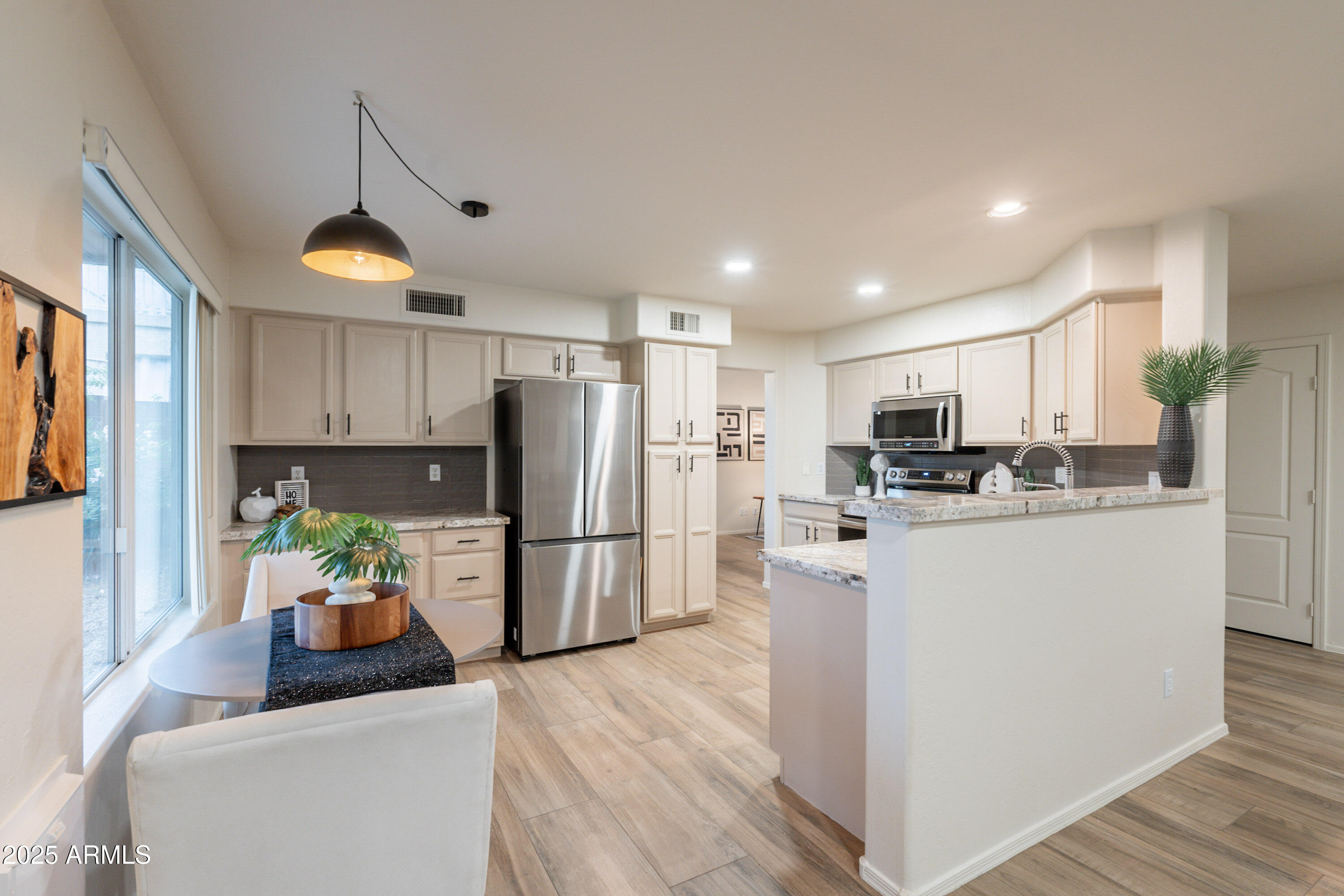 Cave Creek, Arizona, 85331, United States, 3 Bedrooms Bedrooms, ,Residential,For Sale,1955648