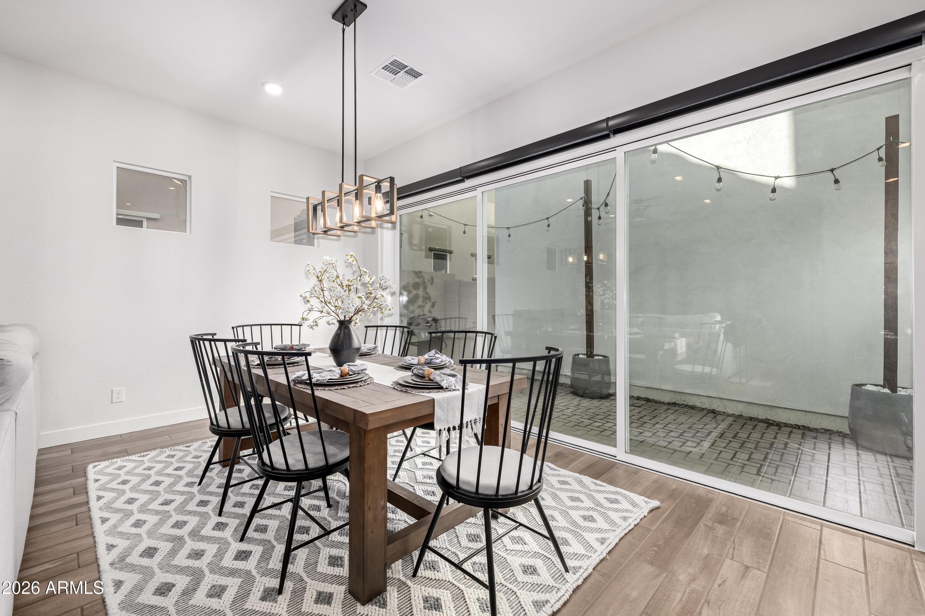 Chandler, Arizona, 85286, United States, 4 Bedrooms Bedrooms, ,4 BathroomsBathrooms,Residential,For Sale,2010447