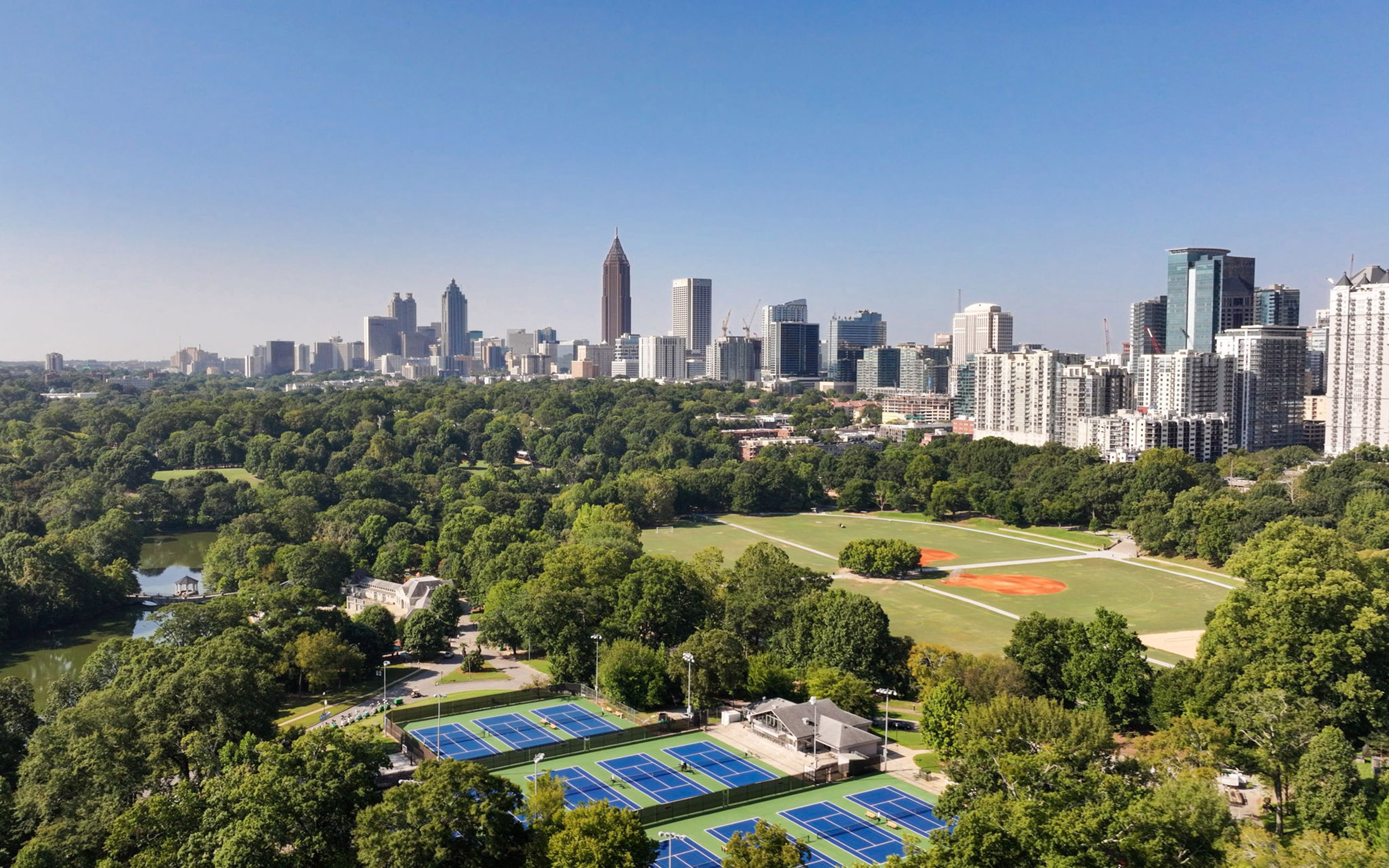  Light-filled Condo Perched Above Peachtree Street in Midtown - 物件實景