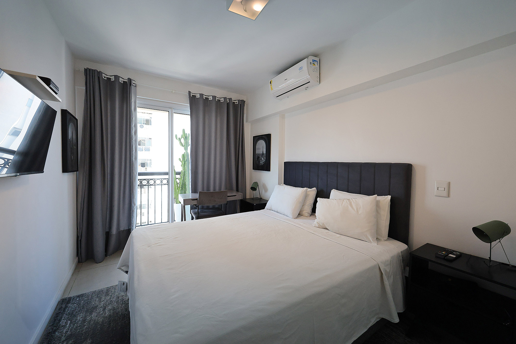  Apartment with Exclusive Services One Block from the Beach in Ipanema - 物件實景