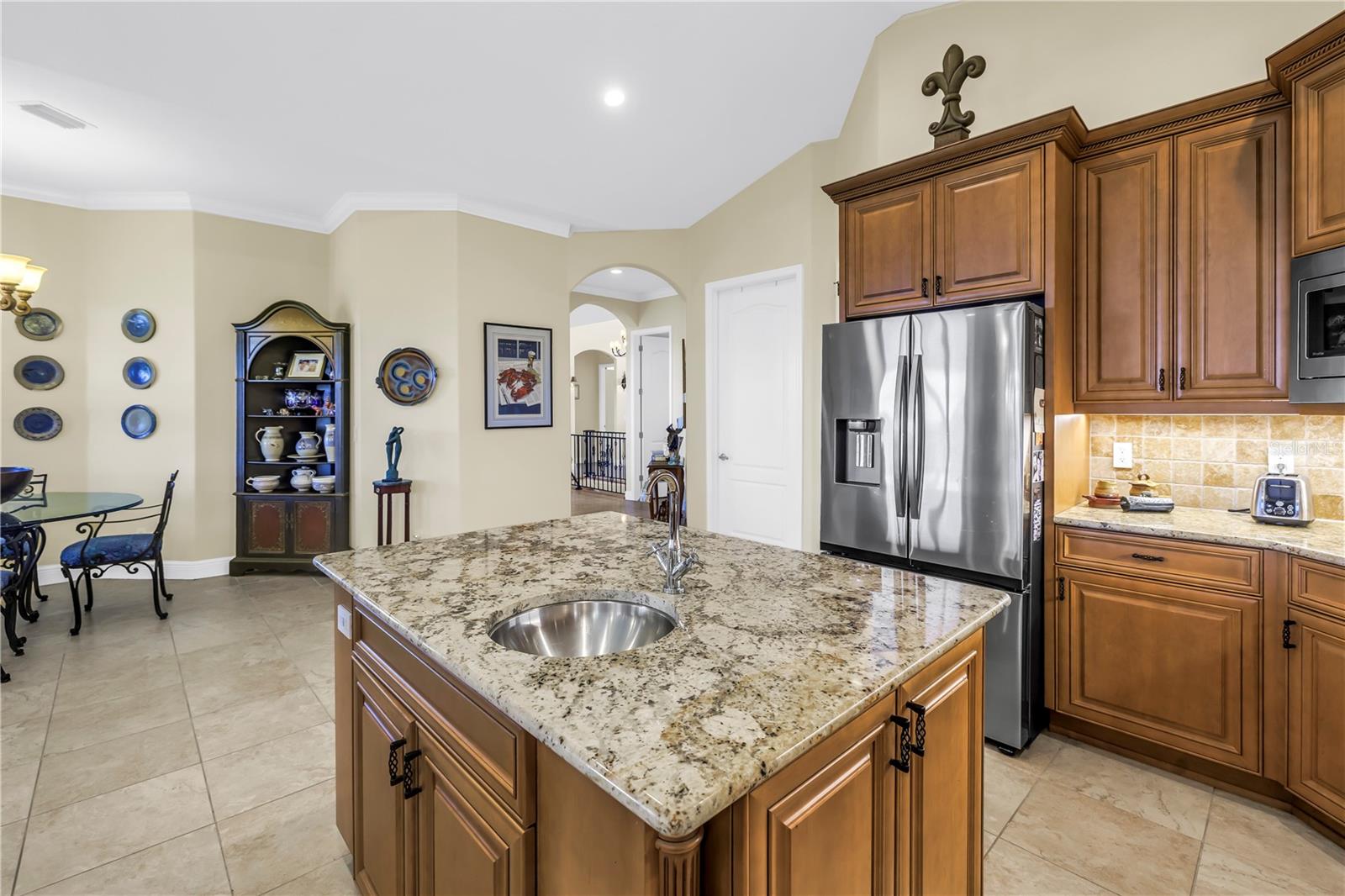 Tarpon Springs, Florida, 34689, United States, 4 Bedrooms Bedrooms, ,4 BathroomsBathrooms,Residential,For Sale,1975840