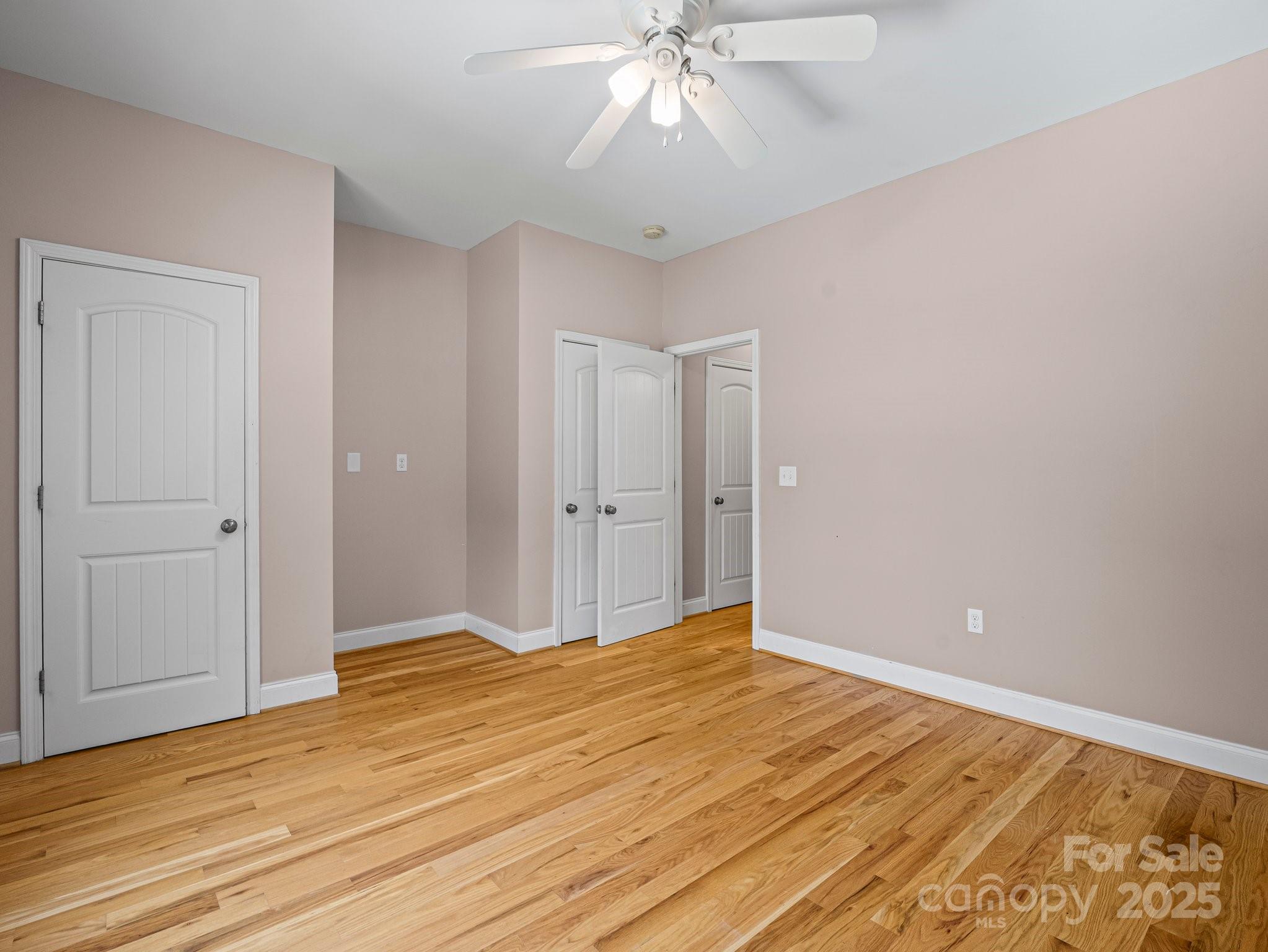 Lincolnton, North Carolina, 28092, United States, 4 Bedrooms Bedrooms, ,4 BathroomsBathrooms,Residential,For Sale,2009107