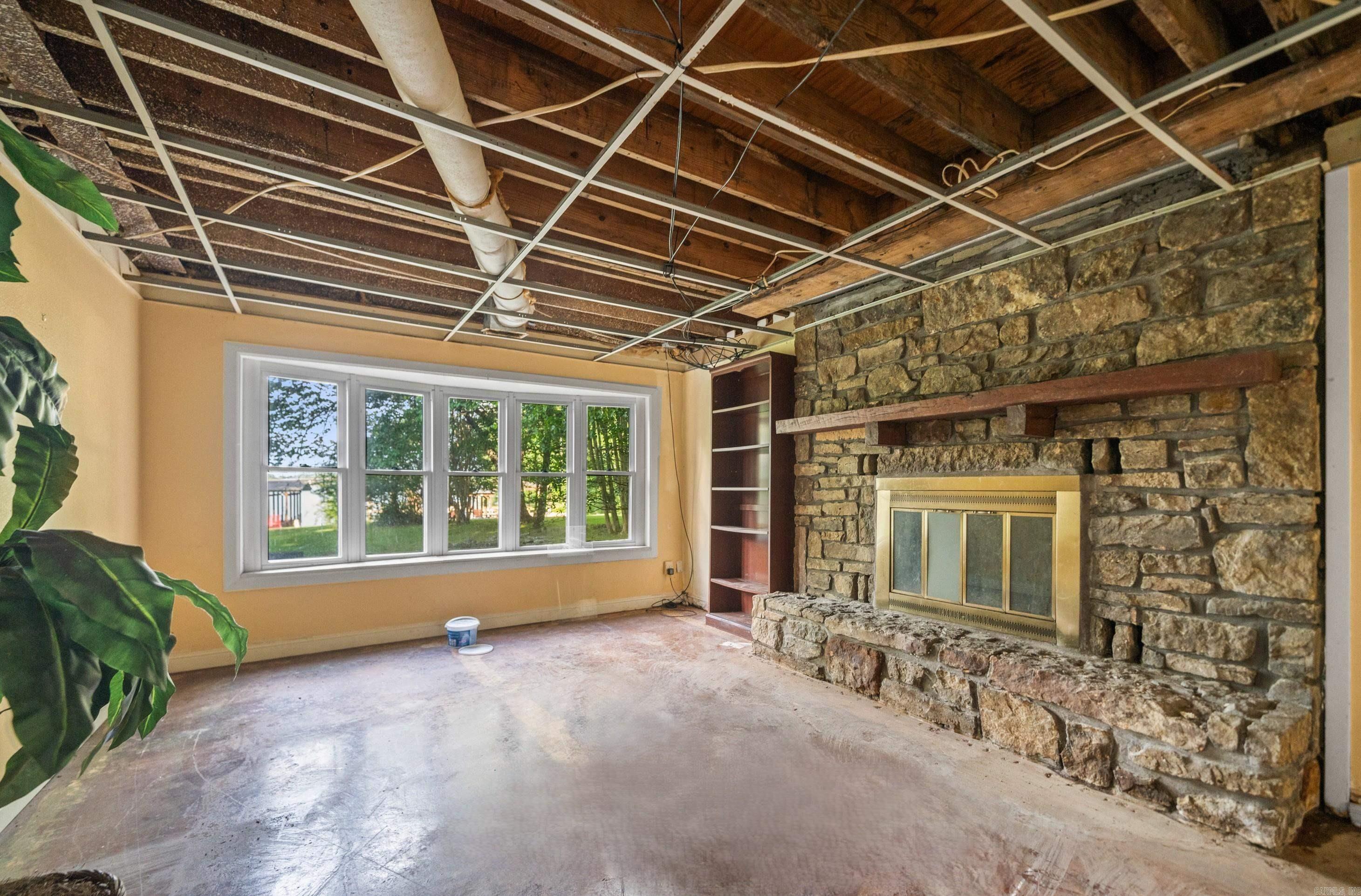 Hot Springs, Arkansas, 71913, United States, 8 Bedrooms Bedrooms, ,6 BathroomsBathrooms,Residential,For Sale,1982872