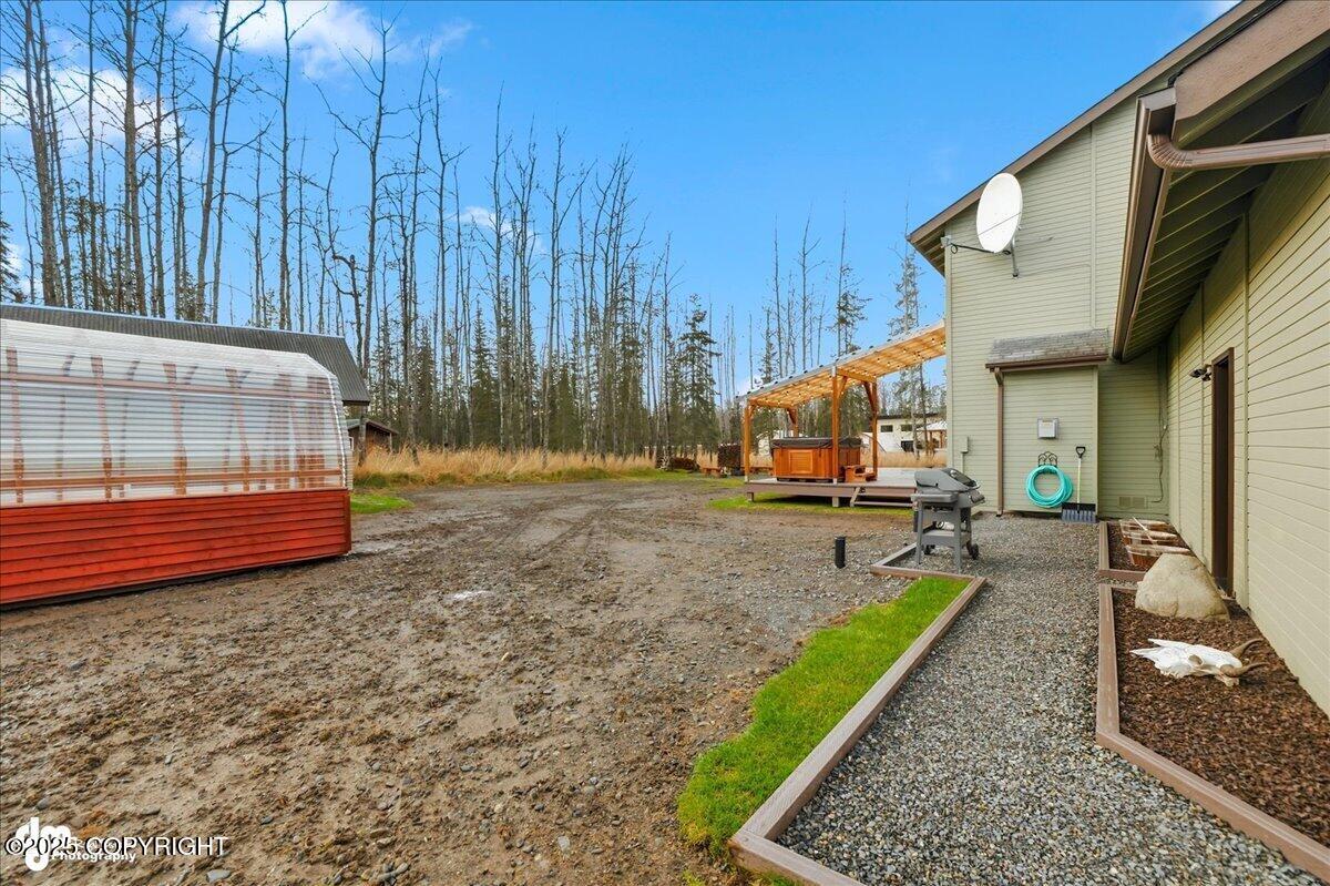 Kenai, Alaska, 99611, United States, 4 Bedrooms Bedrooms, ,2 BathroomsBathrooms,Residential,For Sale,1985692