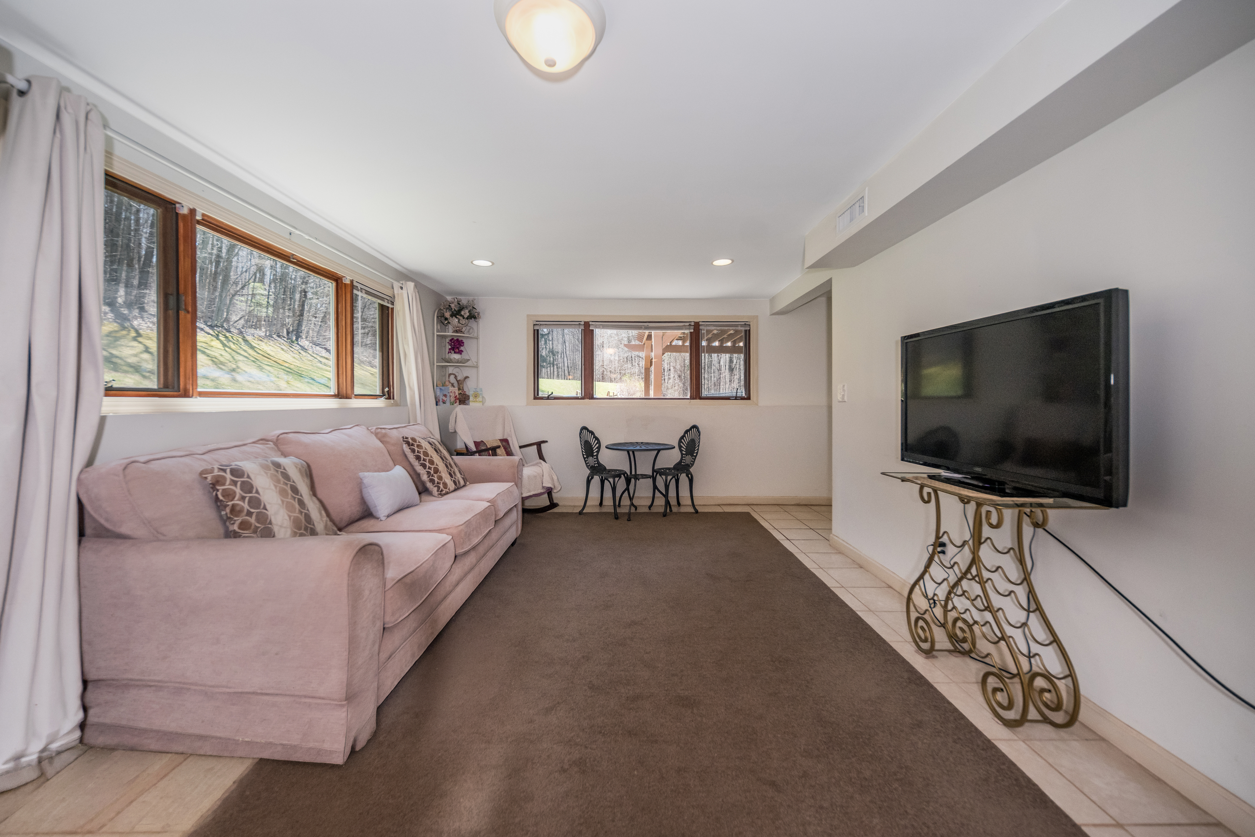  408-r Stage Coach Road - 物件實景