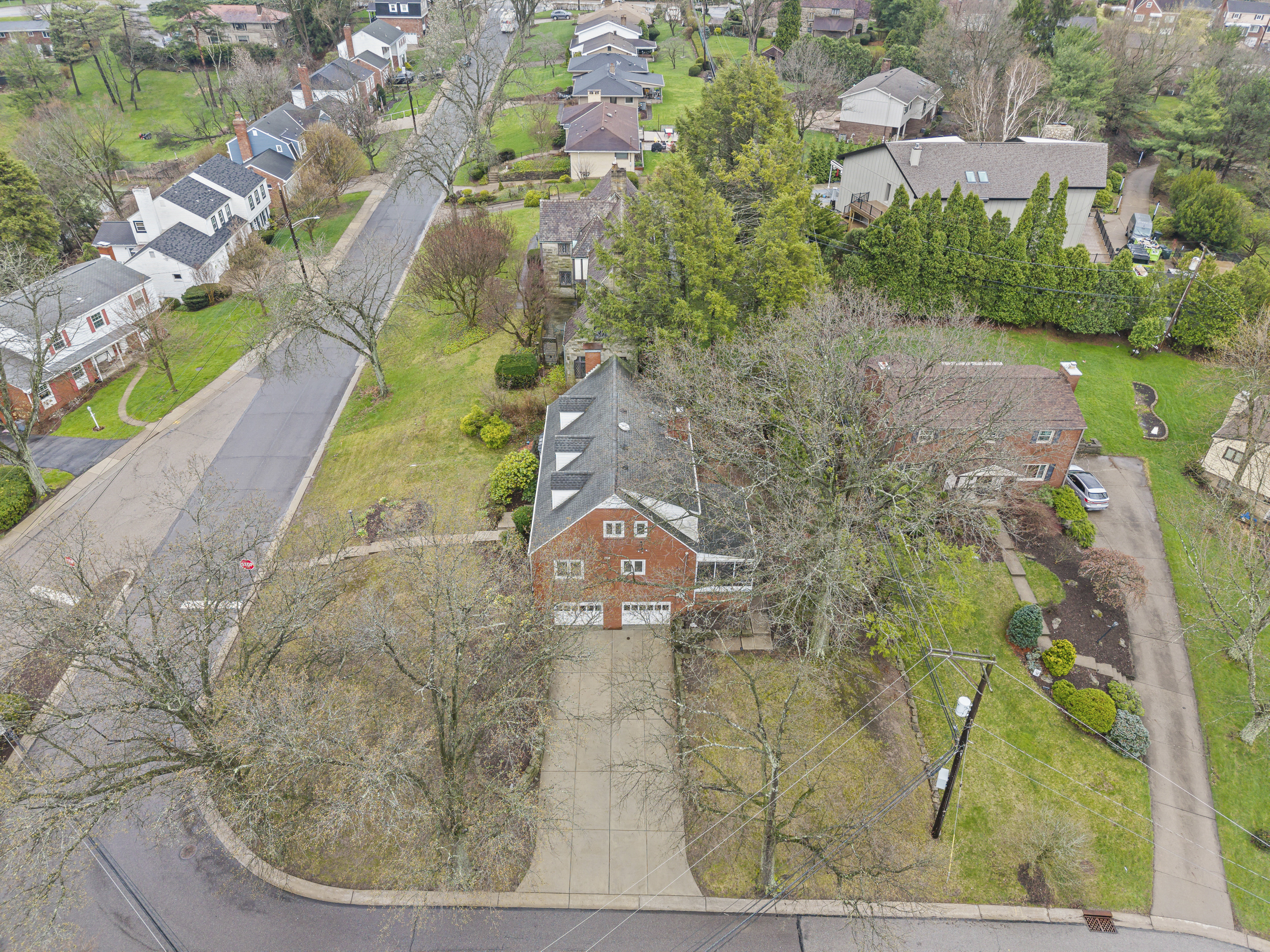  25 Carleton Drive, Pittsburgh, PA 15243 - 物件實景