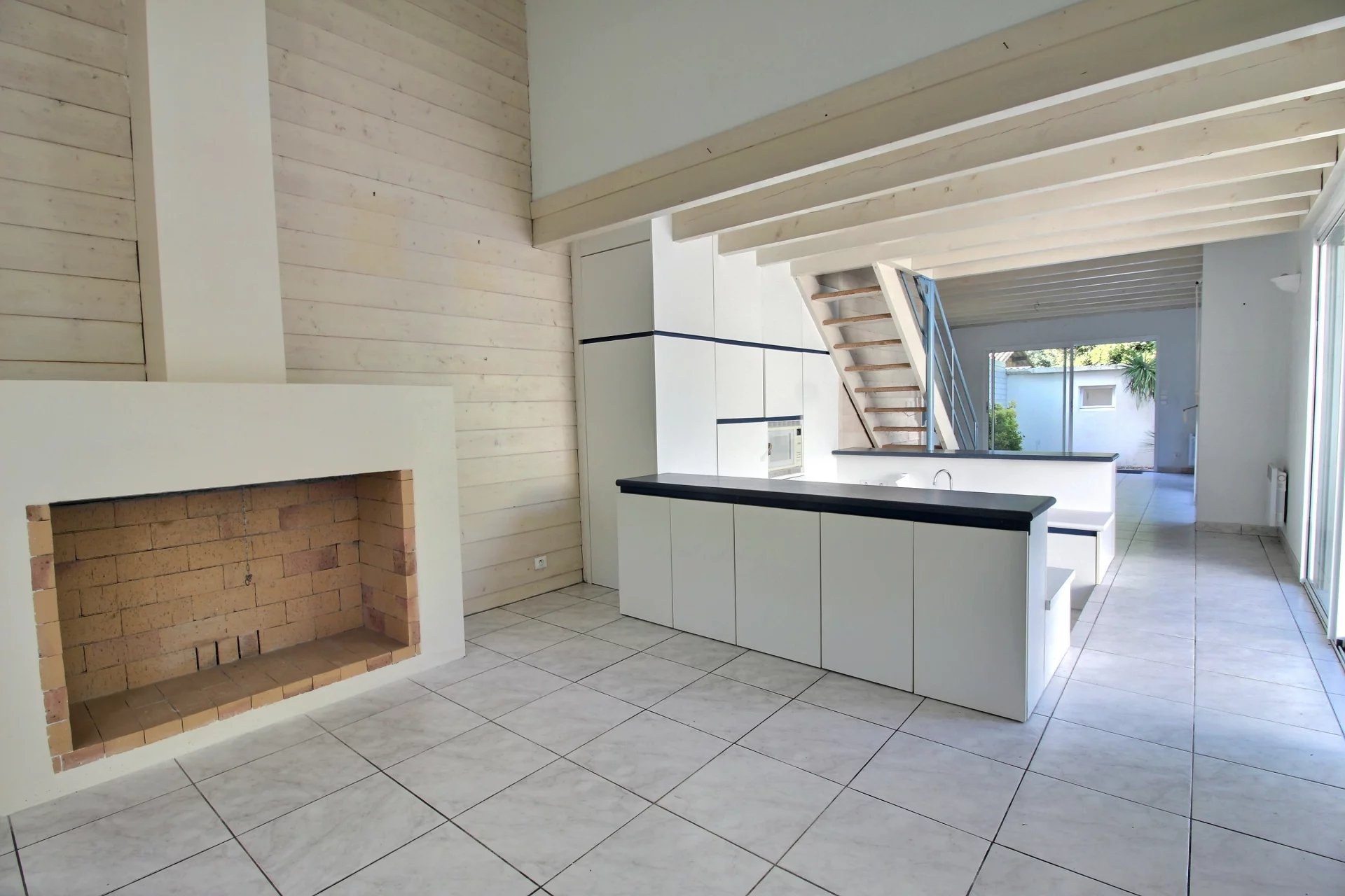 Arcachon, New Aquitaine, 33120, FR, 3 Bedrooms Bedrooms, ,1 BathroomBathrooms,Residential,For Sale,1352123