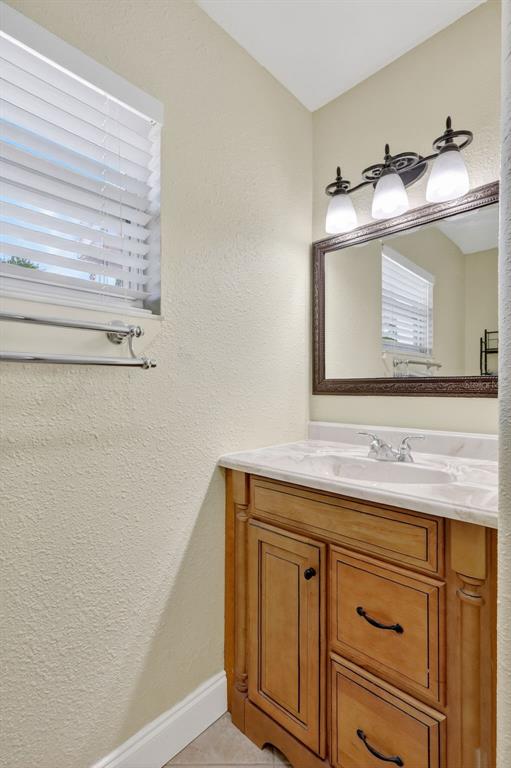 St Petersburg, Florida, 33711, United States, 3 Bedrooms Bedrooms, ,2 BathroomsBathrooms,Residential,For Sale,1989054