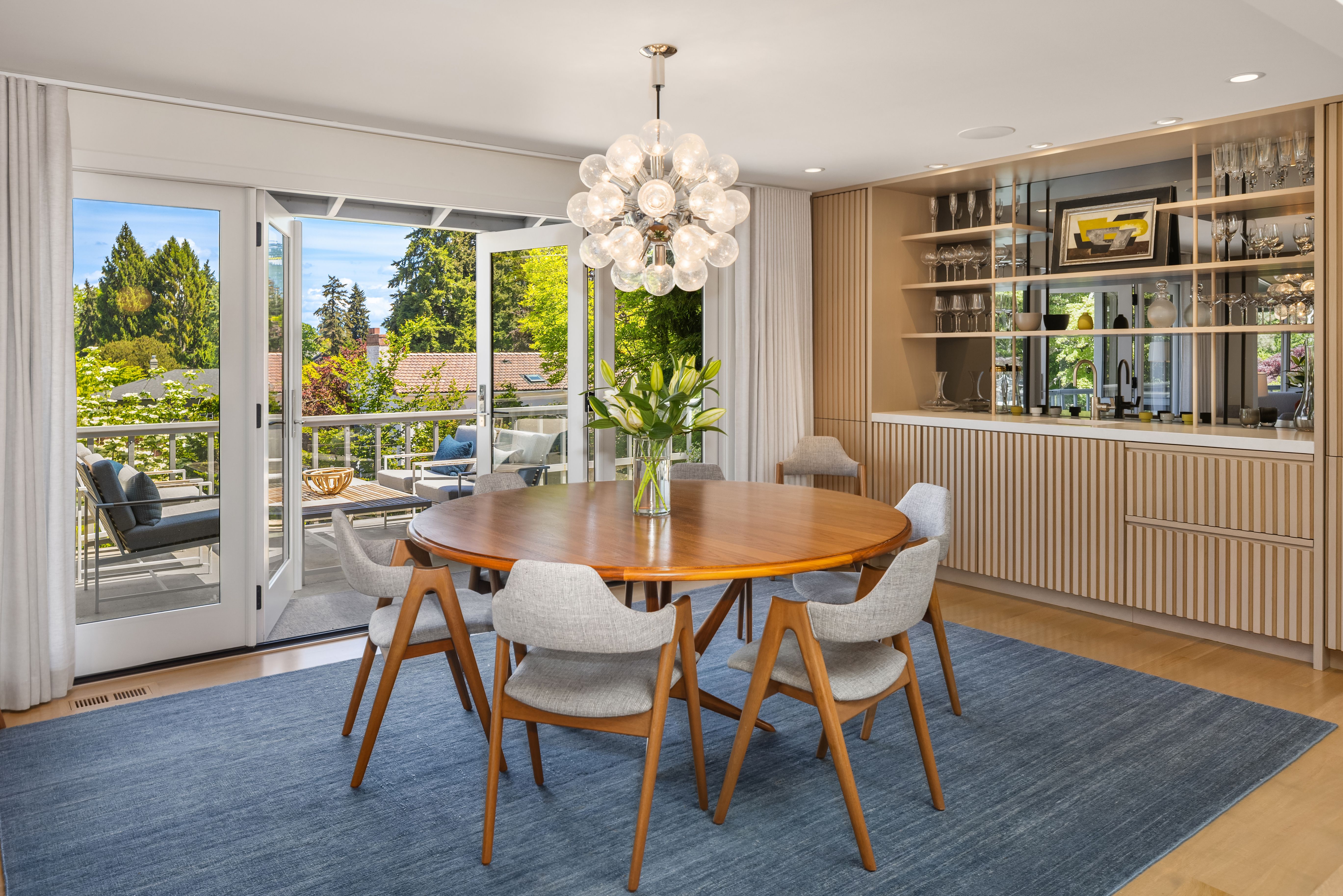  1514 Shenandoah Dr E, Seattle, WA 98112 - 物件實景