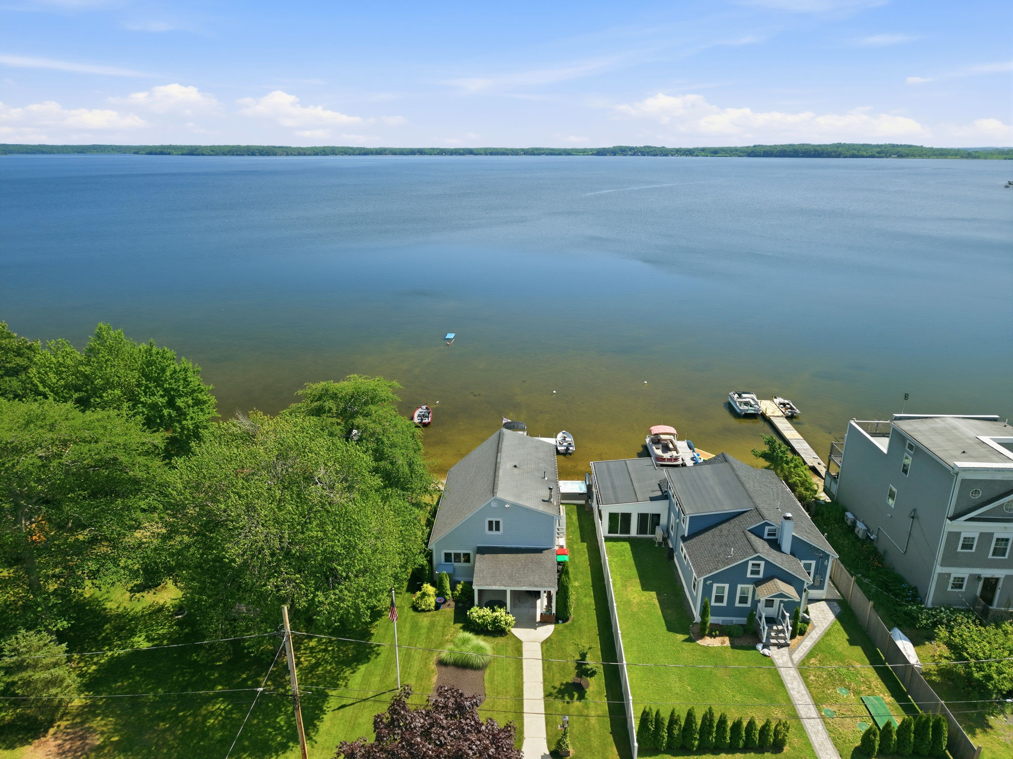  145 Staples Shore Rd, Lakeville - 物件實景