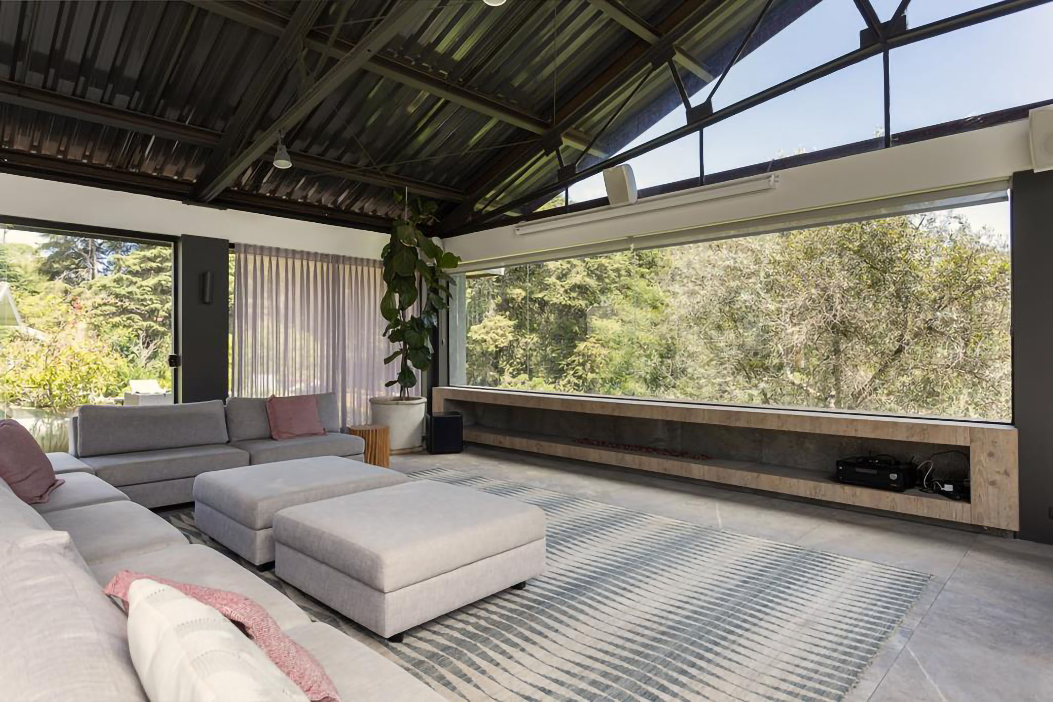  House with eight suites and private leisure facilities in Campos do Jordão - 物件實景