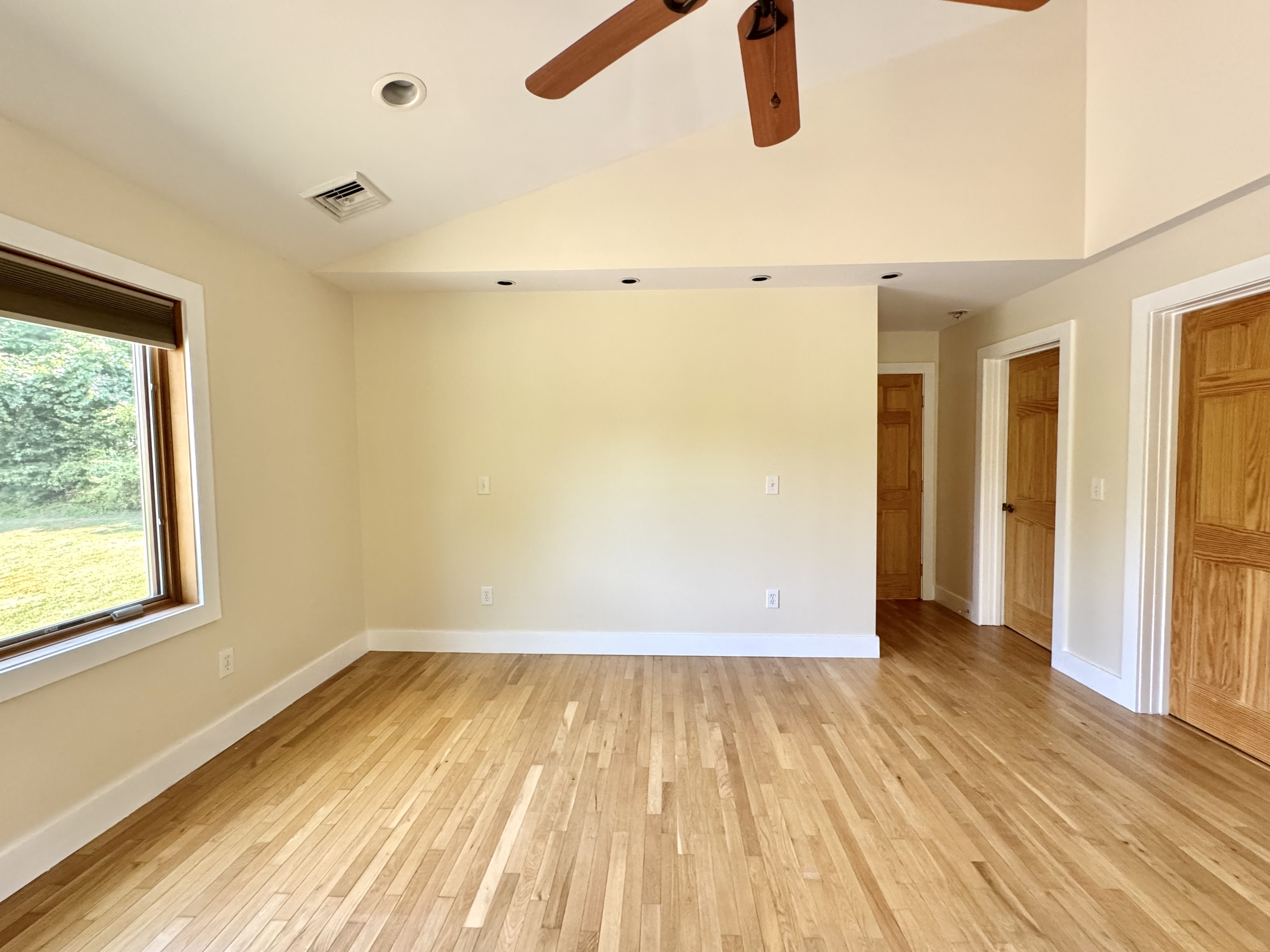 Catskill, New York, 12414, United States, 3 Bedrooms Bedrooms, ,3 BathroomsBathrooms,Residential,For Sale,1900637