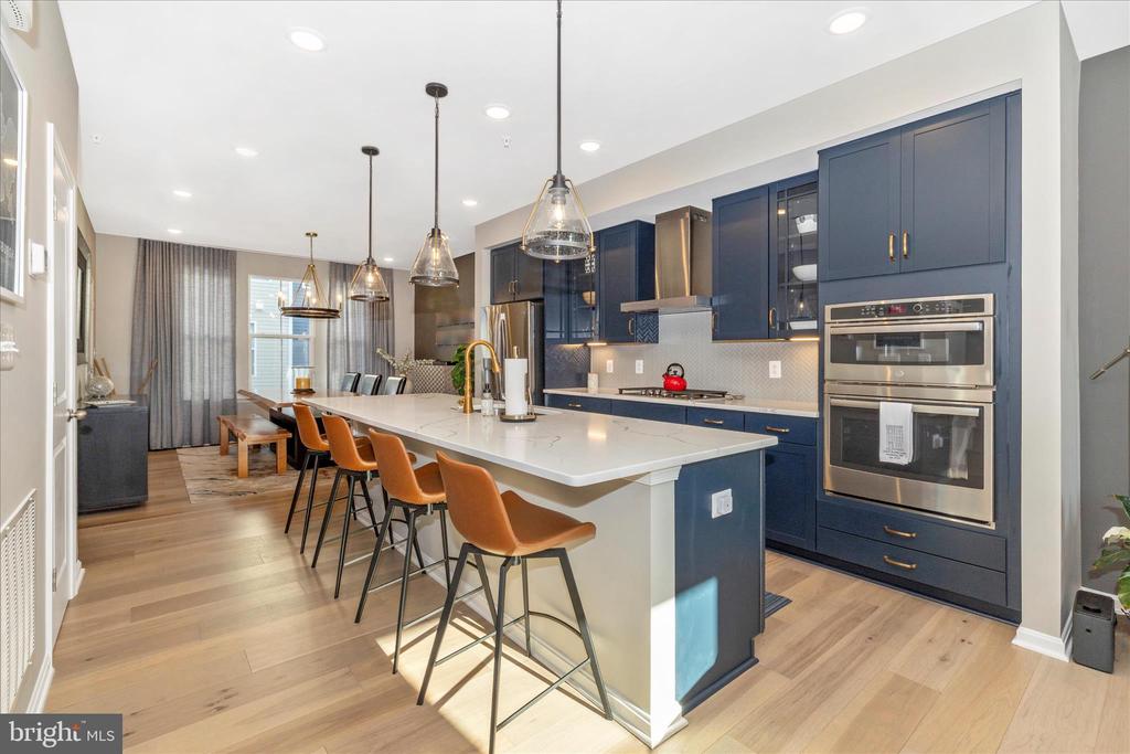 Frederick, Maryland, 21701, United States, 4 Bedrooms Bedrooms, ,4 BathroomsBathrooms,Residential,For Sale,2005194