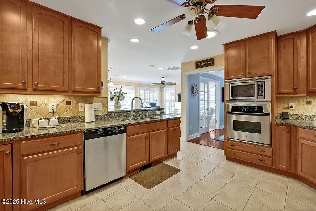 Leland, North Carolina, 28451, United States, 3 Bedrooms Bedrooms, ,3 BathroomsBathrooms,Residential,For Sale,1902314