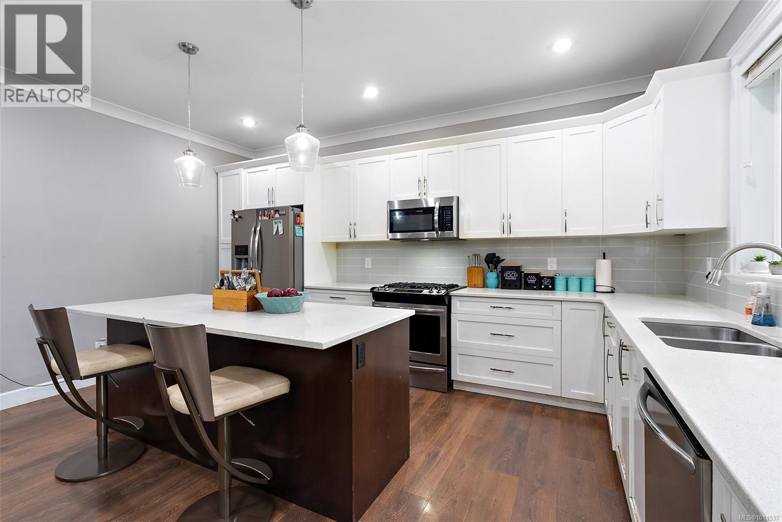 LANGFORD, British Columbia, V9C 0L1, CA, 4 Bedrooms Bedrooms, ,4 BathroomsBathrooms,Residential,For Sale,1947829