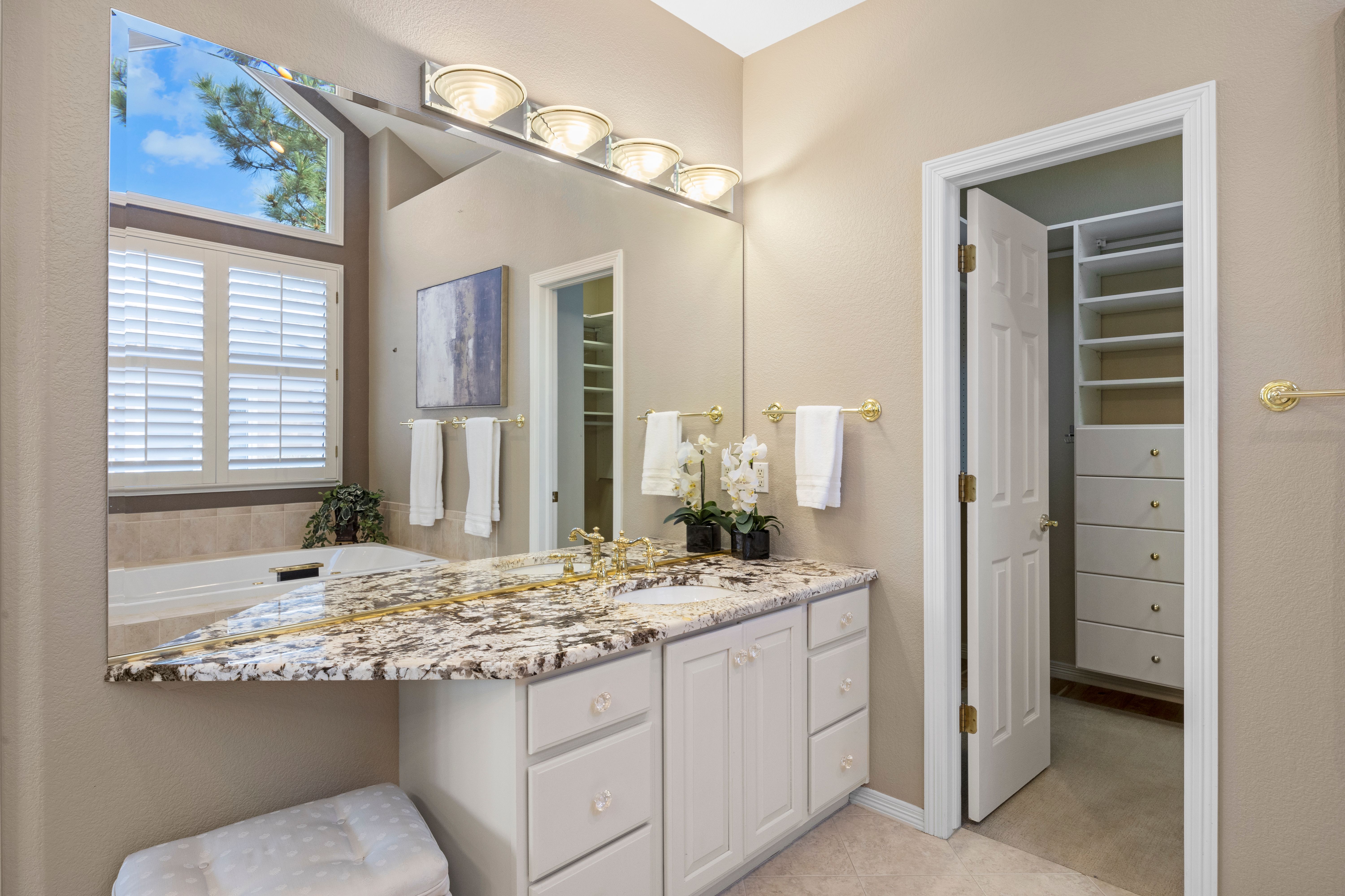  Residence Offering An Unmatched Opportunity To Enjoy Colorado Living At Its Best - 物件實景