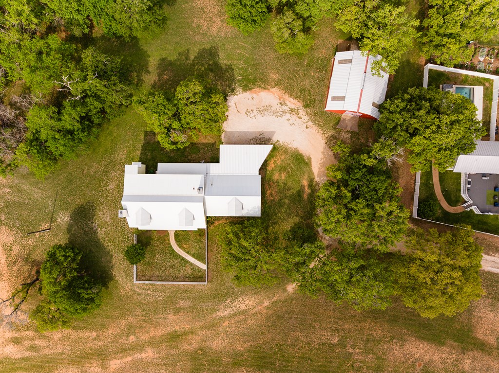 Fredericksburg, Texas, 78624, United States, 3 Bedrooms Bedrooms, ,2 BathroomsBathrooms,Residential,For Sale,1977273