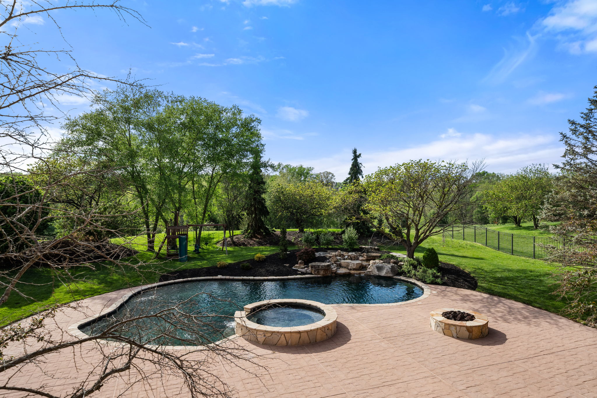  17 Bridle Ridge Lane, St. Louis, MO 63131 - 物件實景