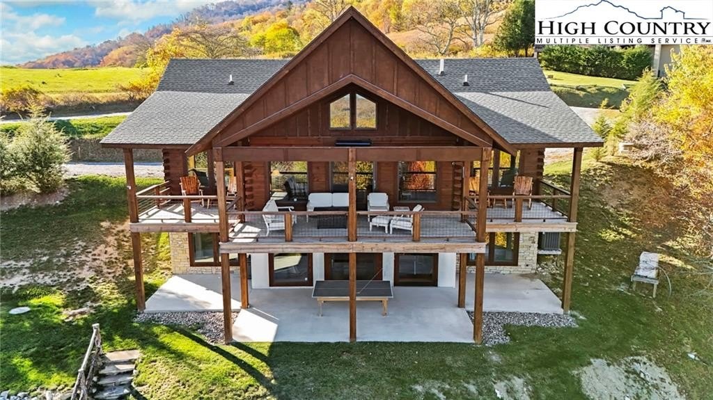 Banner Elk, North Carolina, 28604, United States, 4 Bedrooms Bedrooms, ,5 BathroomsBathrooms,Residential,For Sale,1977191