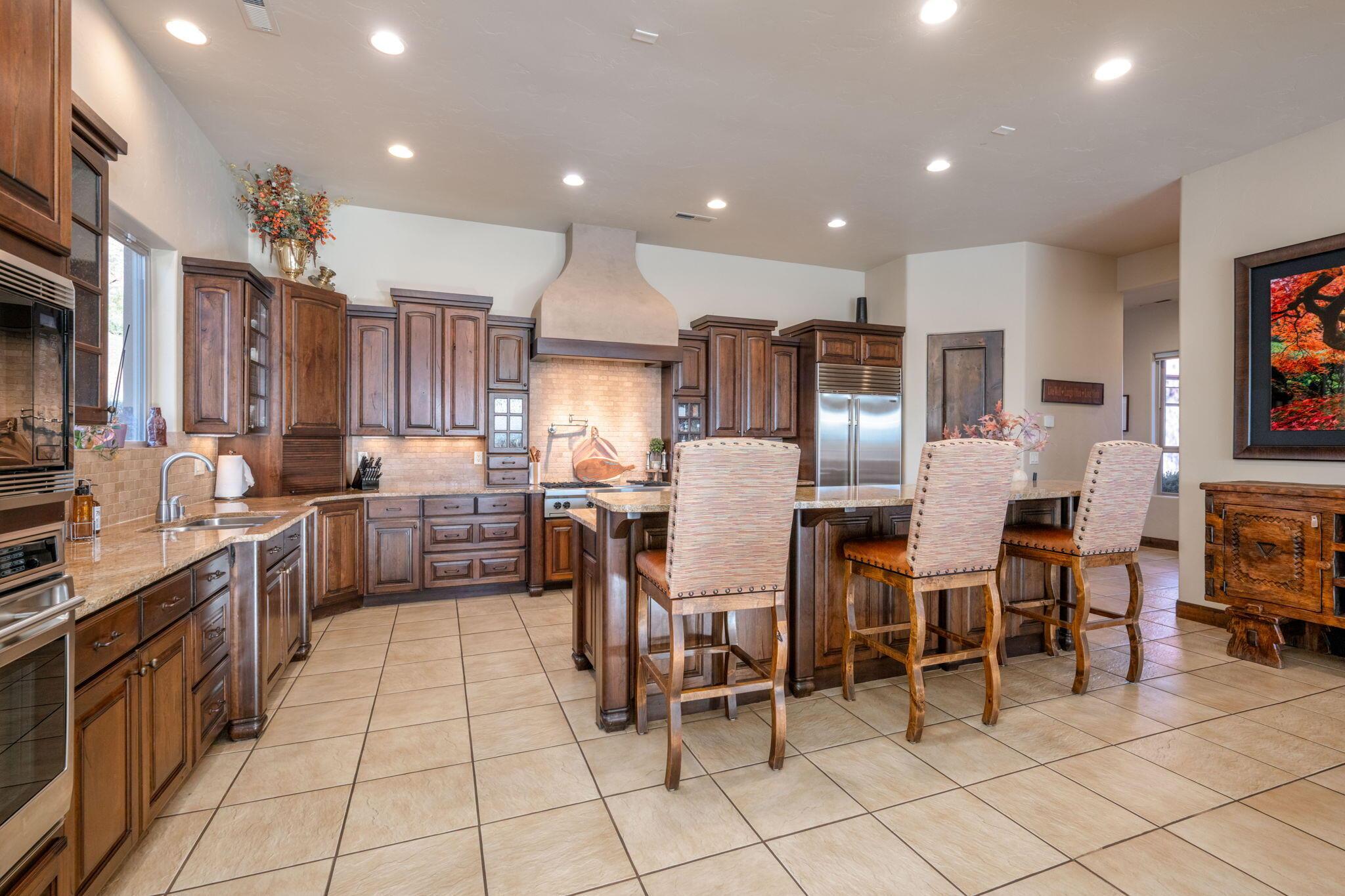 St George, Utah, 84770, United States, 4 Bedrooms Bedrooms, ,5 BathroomsBathrooms,Residential,For Sale,1976696