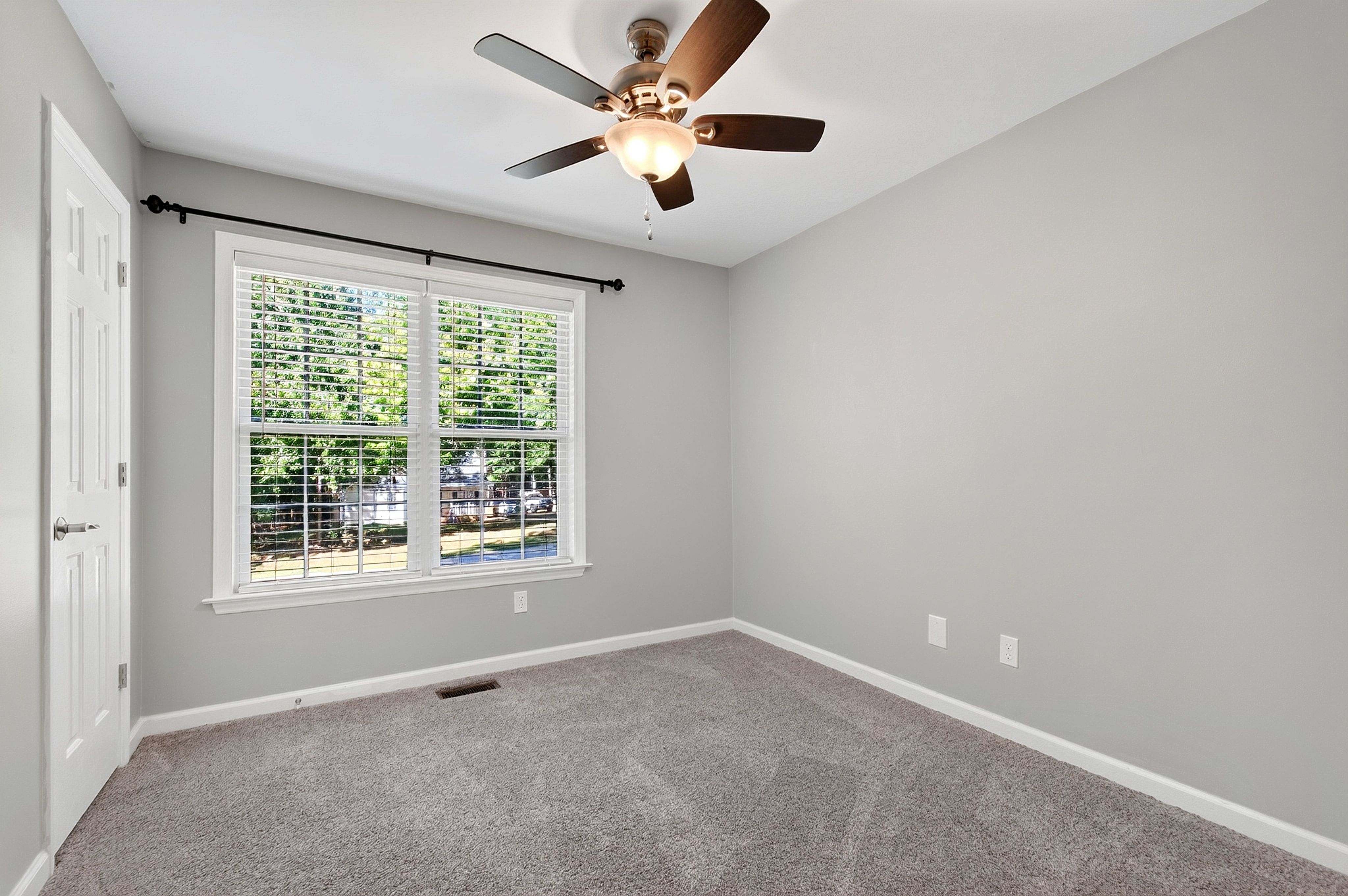  25 Beaver Ridge Drive, Youngsville, NC 27596 - 物件實景