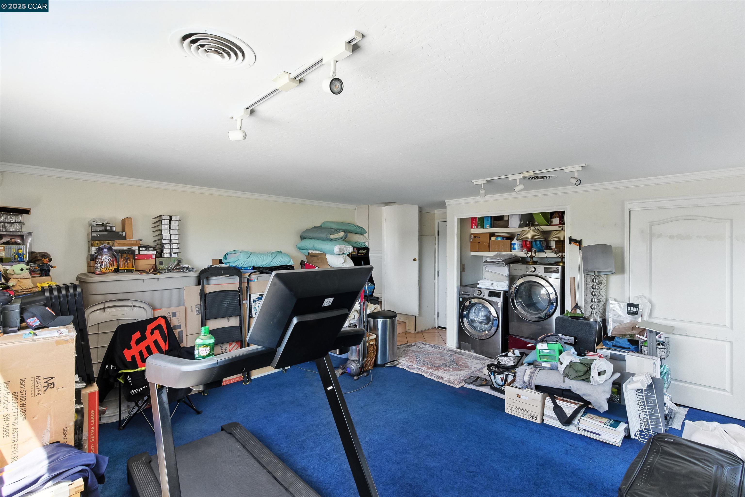 Vallejo, California, 94589, United States, 3 Bedrooms Bedrooms, ,2 BathroomsBathrooms,Residential,For Sale,1917421