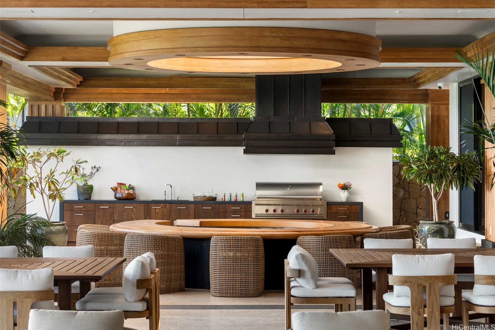 Honolulu, Hawaii, 96816, United States, 6 Bedrooms Bedrooms, ,8 BathroomsBathrooms,Residential,For Sale,1766814