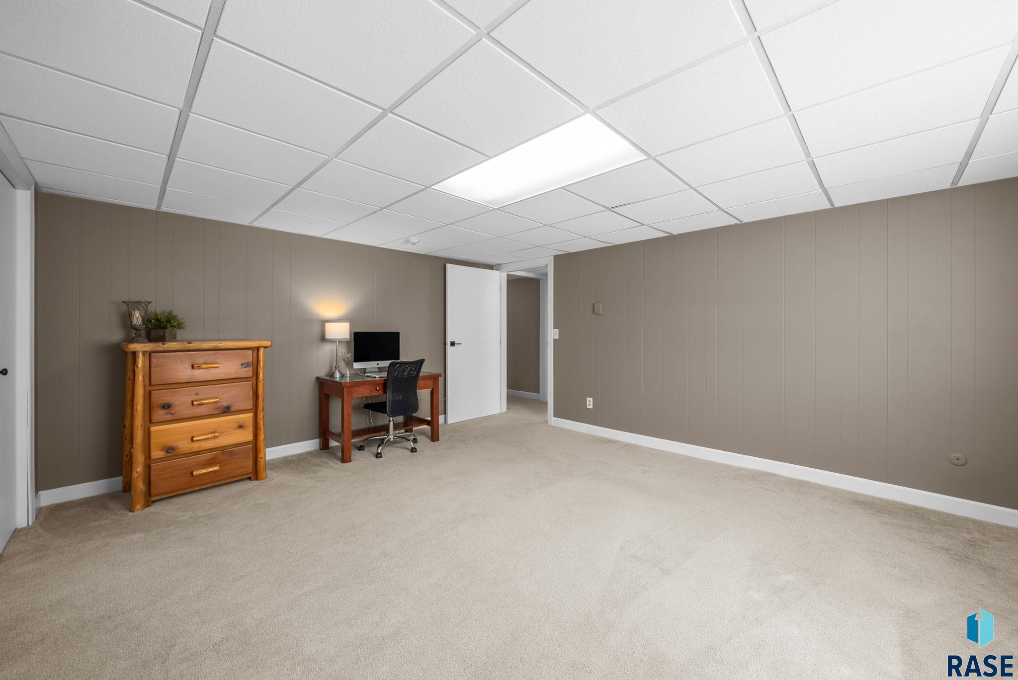 Brandon, South Dakota, 57005, United States, 5 Bedrooms Bedrooms, ,1 BathroomBathrooms,Residential,For Sale,1940595