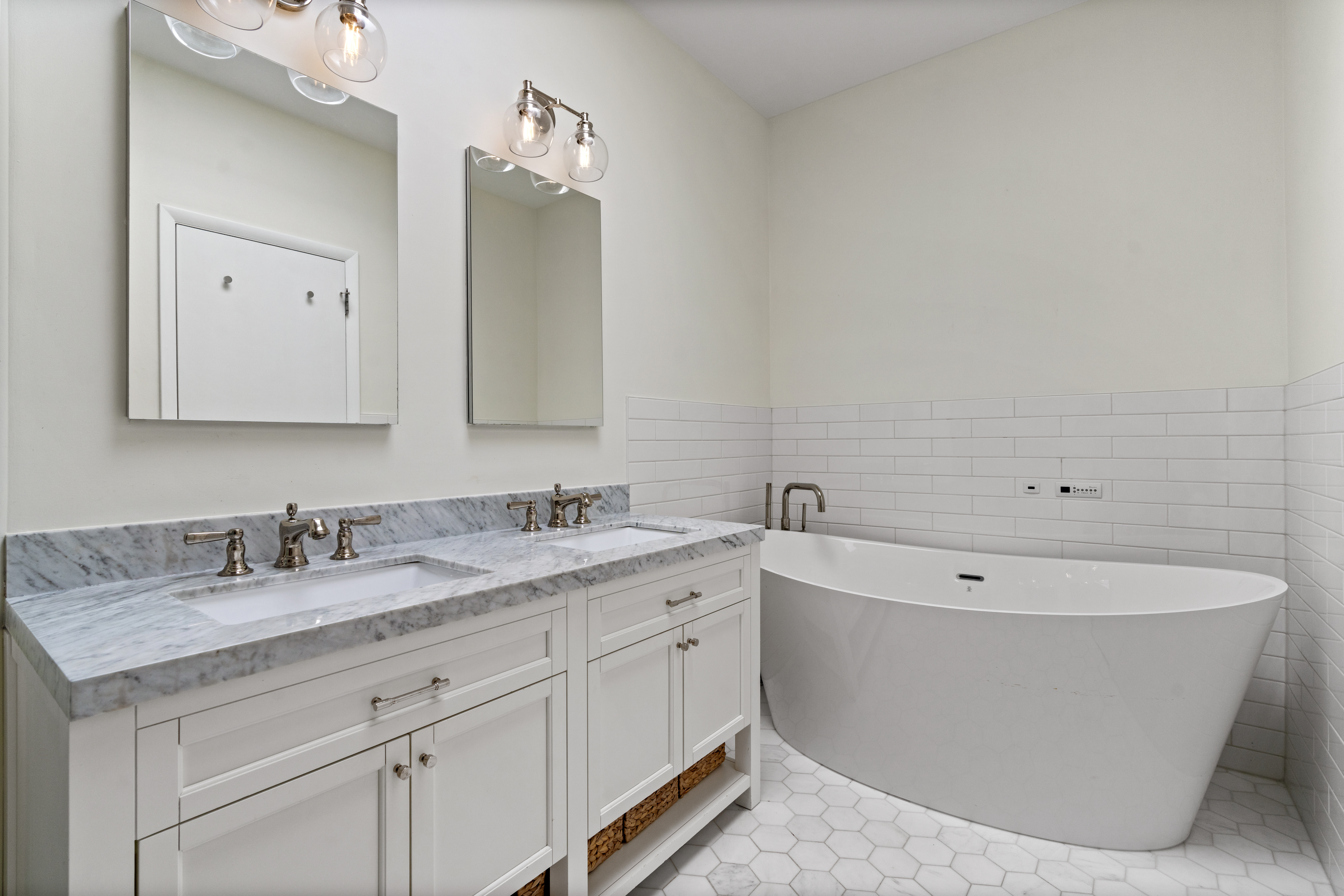  Exquisitely Renovated Lincoln Park Townhome - 物件實景