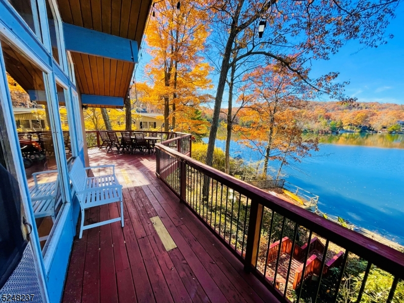 Vernon, New Jersey, 07422, United States, 3 Bedrooms Bedrooms, ,2 BathroomsBathrooms,Residential,For Sale,1851116