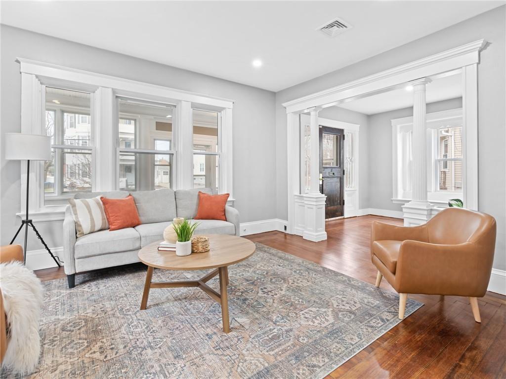 Providence, Rhode Island, 02908, United States, 4 Bedrooms Bedrooms, ,2 BathroomsBathrooms,Residential,For Sale,2007519