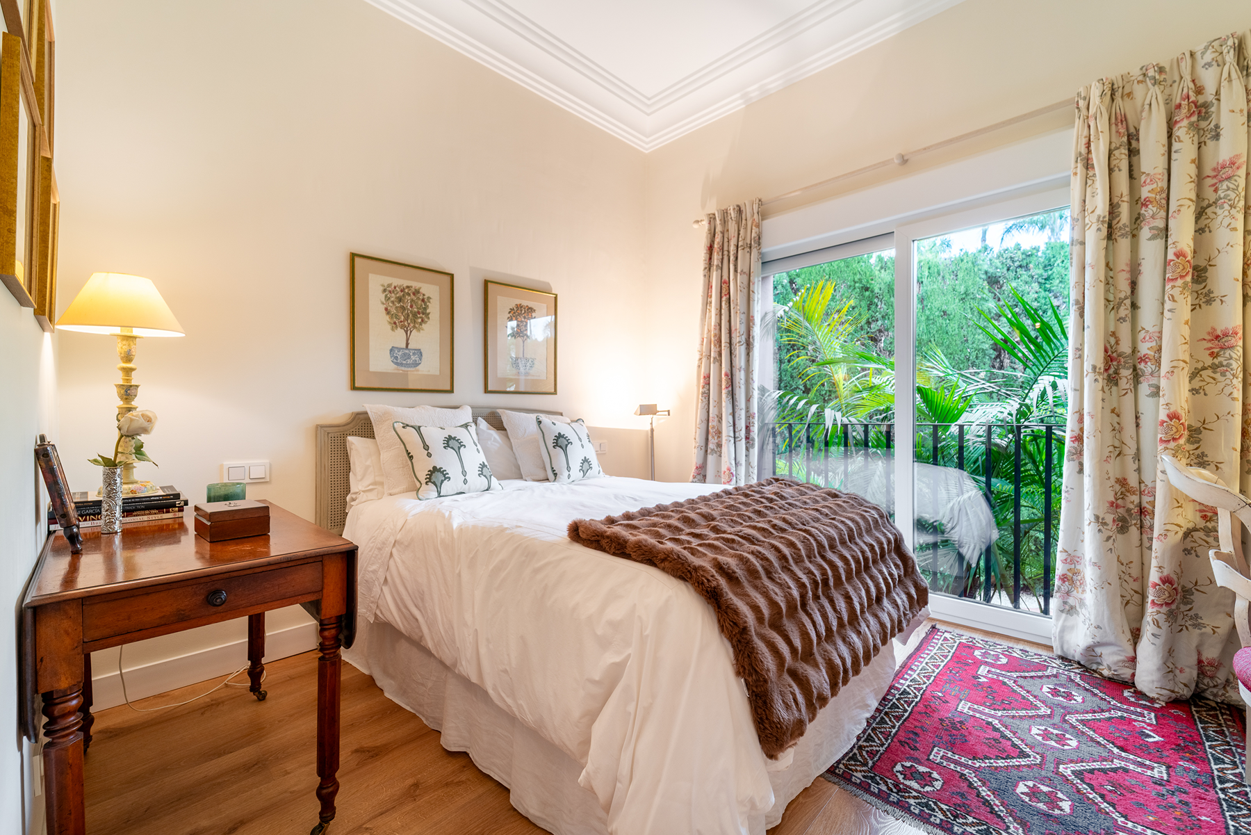  Charming Andalusian-style villa in Altos de Puente Romano, Golden Mile - 物件實景