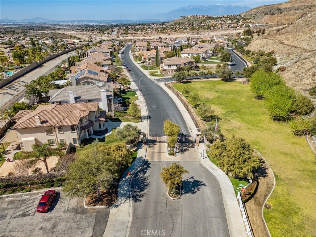 Highland, California, 92346, United States, 5 Bedrooms Bedrooms, ,5 BathroomsBathrooms,Residential,For Sale,1982875