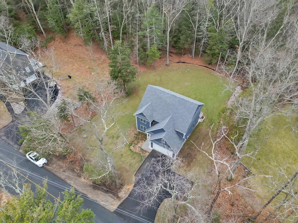 Sturbridge, Massachusetts, 01566, United States, 4 Bedrooms Bedrooms, ,4 BathroomsBathrooms,Residential,For Sale,1801654