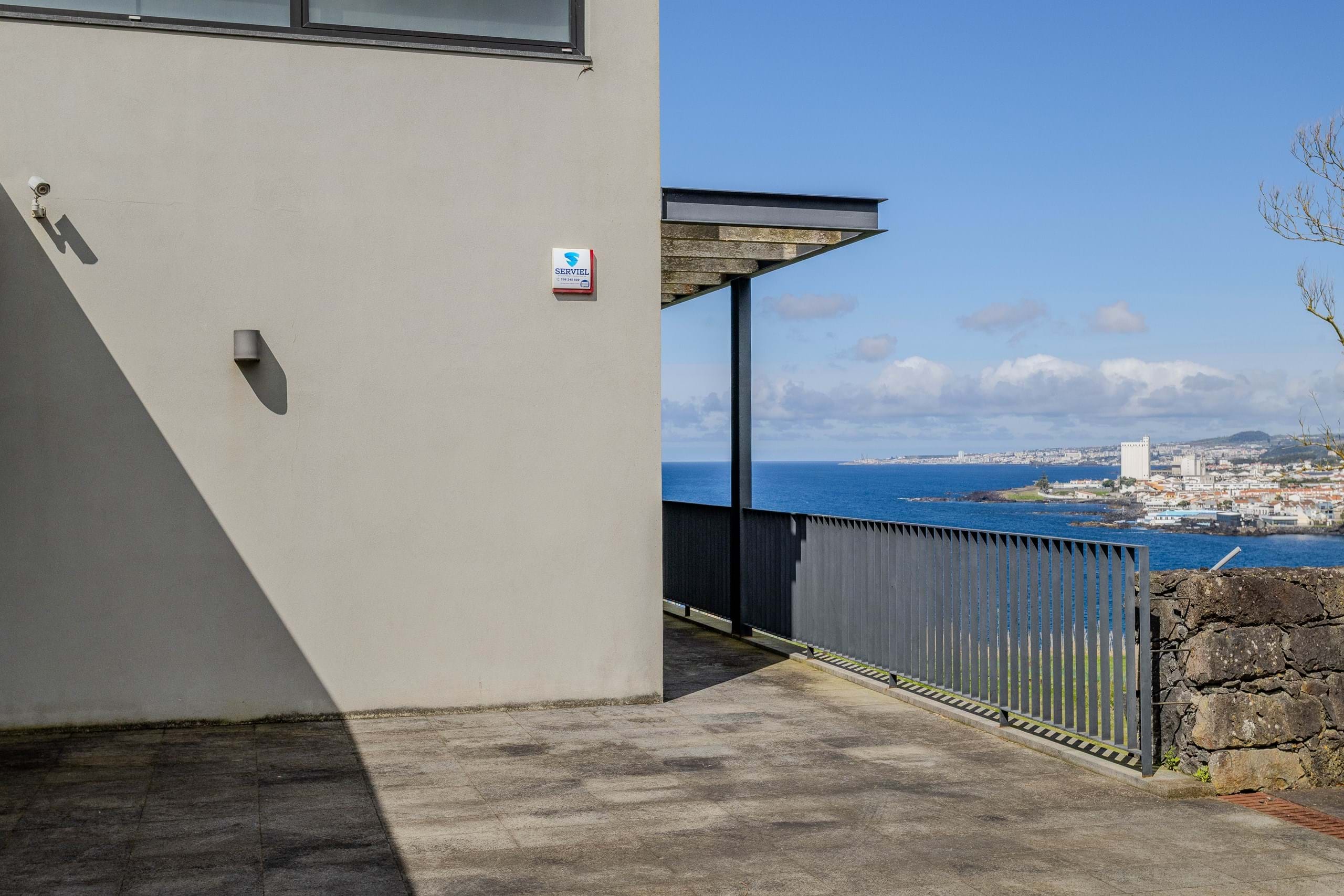 Ponta Delgada, Ilha de São Miguel, 9560-501, PT, 3 Bedrooms Bedrooms, ,4 BathroomsBathrooms,Residential,For Sale,1826448