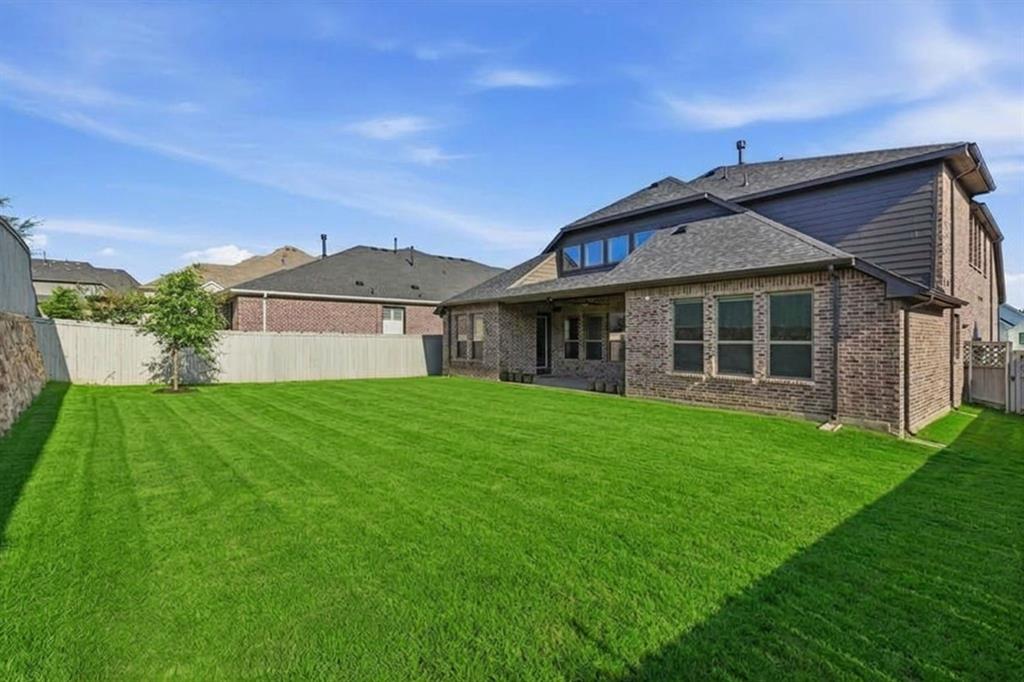 Northlake, Texas, 76247, United States, 4 Bedrooms Bedrooms, ,4 BathroomsBathrooms,Residential,For Sale,2048844