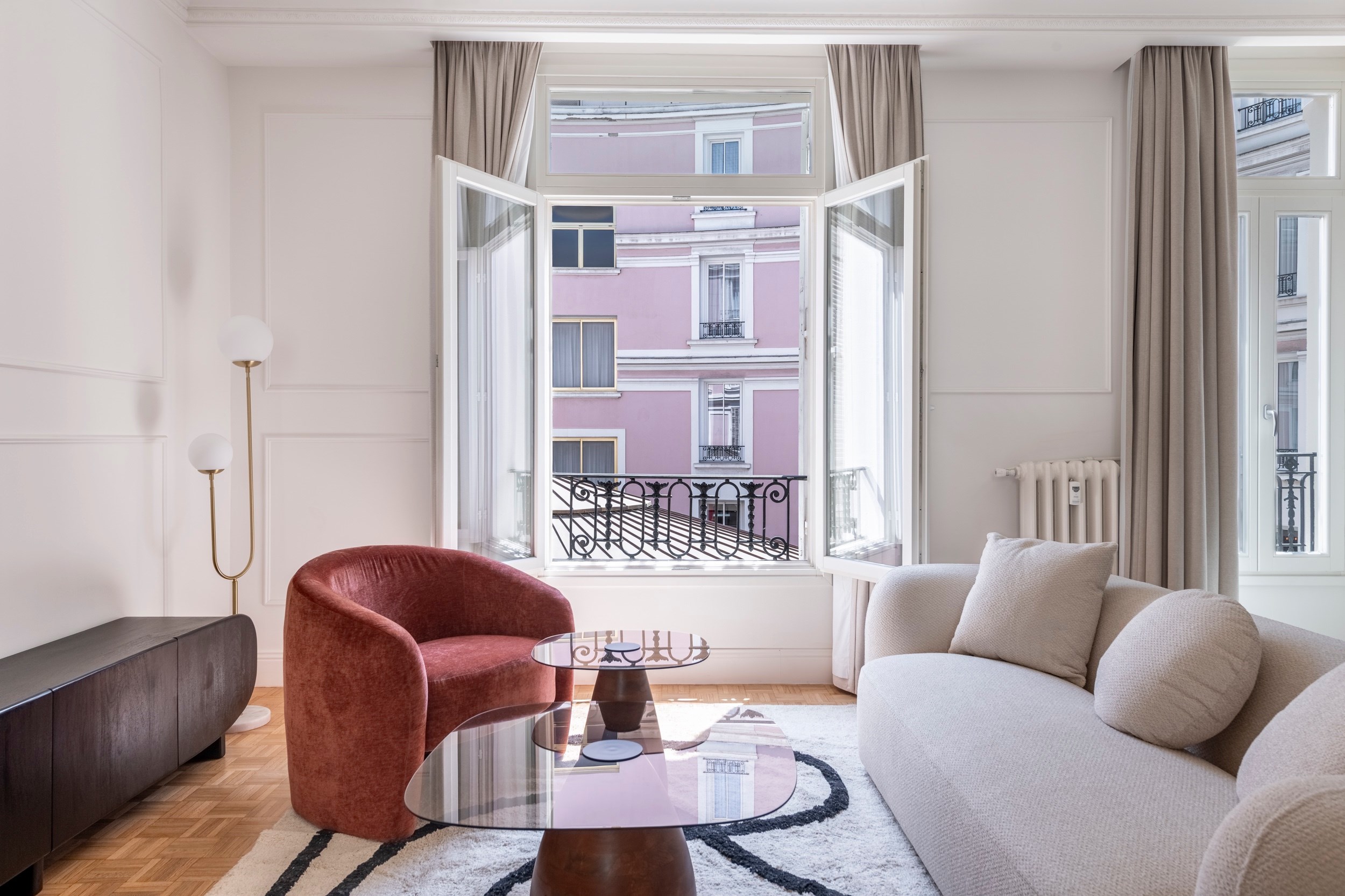  Negresco Residence, Luxuriously renovated two bedroom apartment. - 物件實景