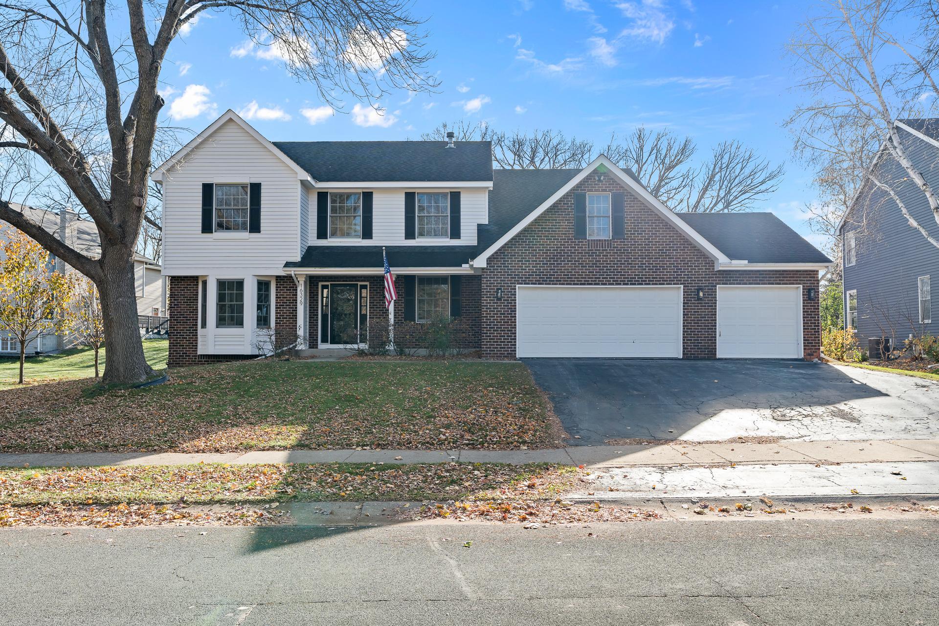 Eden Prairie, Minnesota, 55347, United States, 4 Bedrooms Bedrooms, ,4 BathroomsBathrooms,Residential,For Sale,1993292