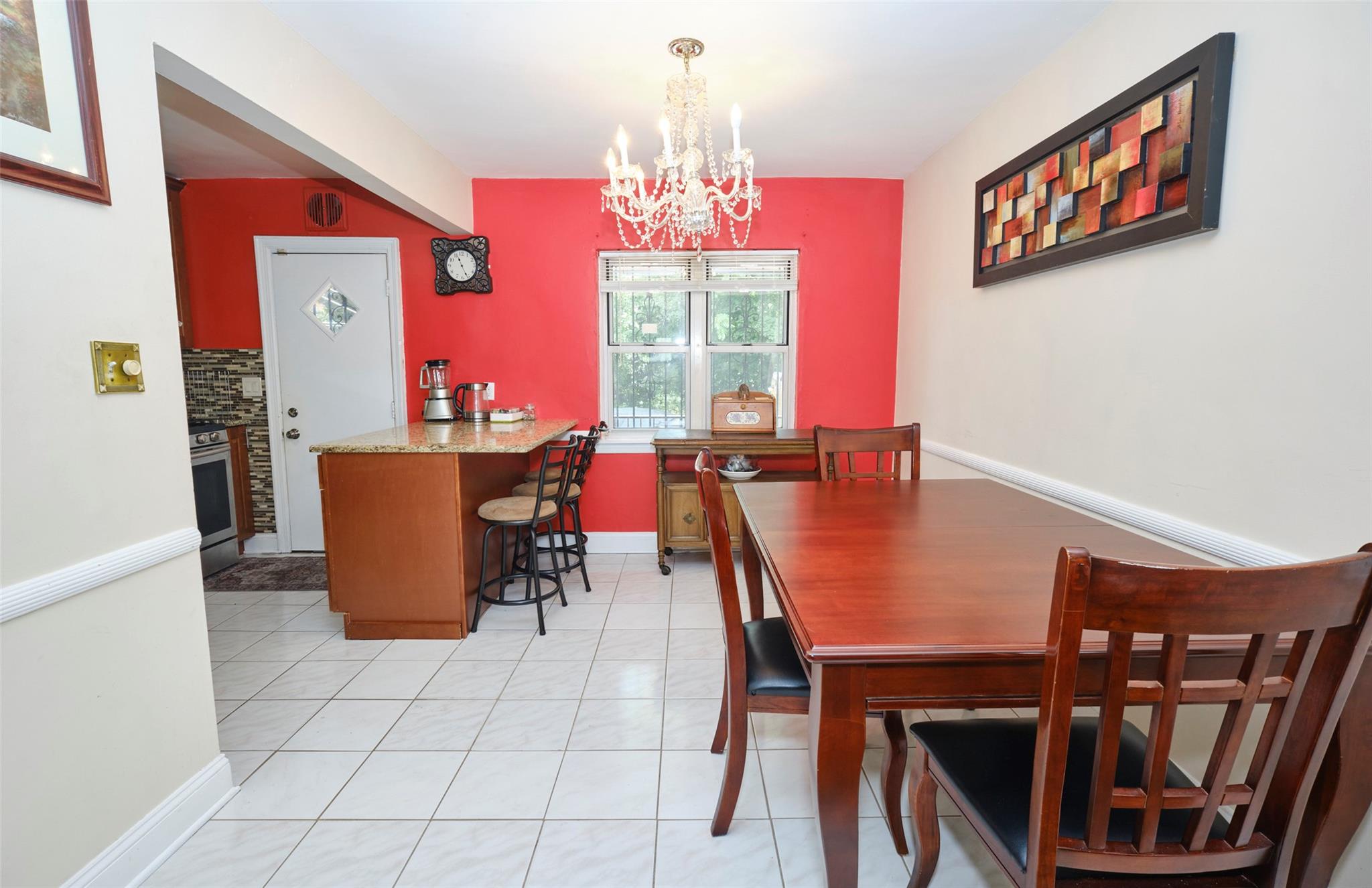 Bronx, New York, 10469, United States, 3 Bedrooms Bedrooms, ,3 BathroomsBathrooms,Residential,For Sale,1907076