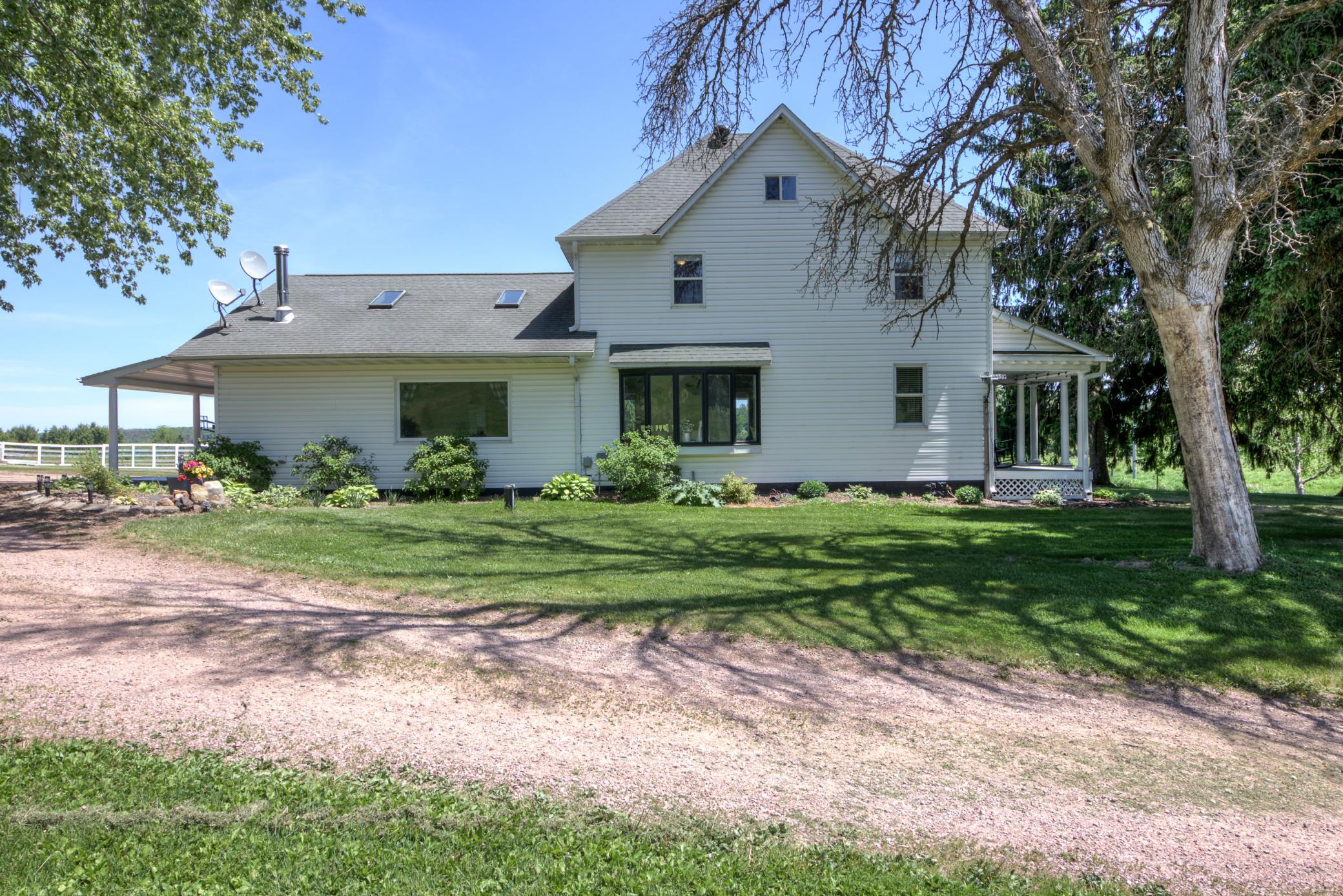 Augusta, Wisconsin, 54722, United States, 4 Bedrooms Bedrooms, ,4 BathroomsBathrooms,Residential,For Sale,2049403