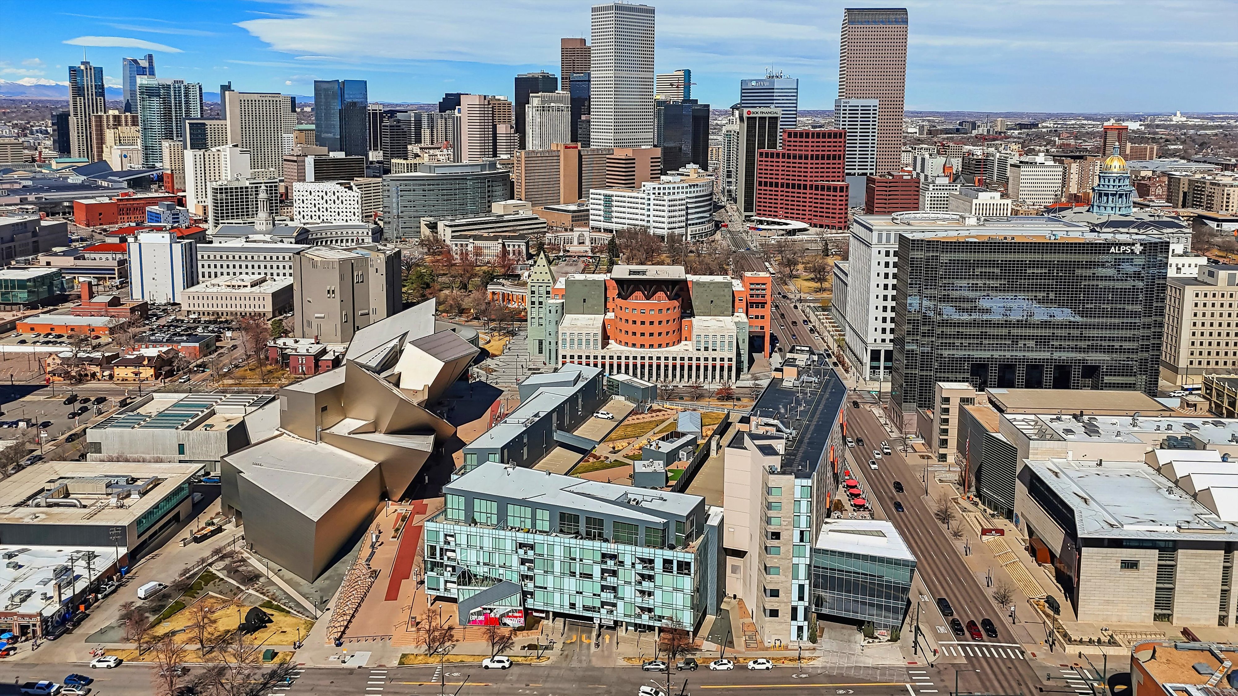  Exceptional Penthouse That Resides in Denver