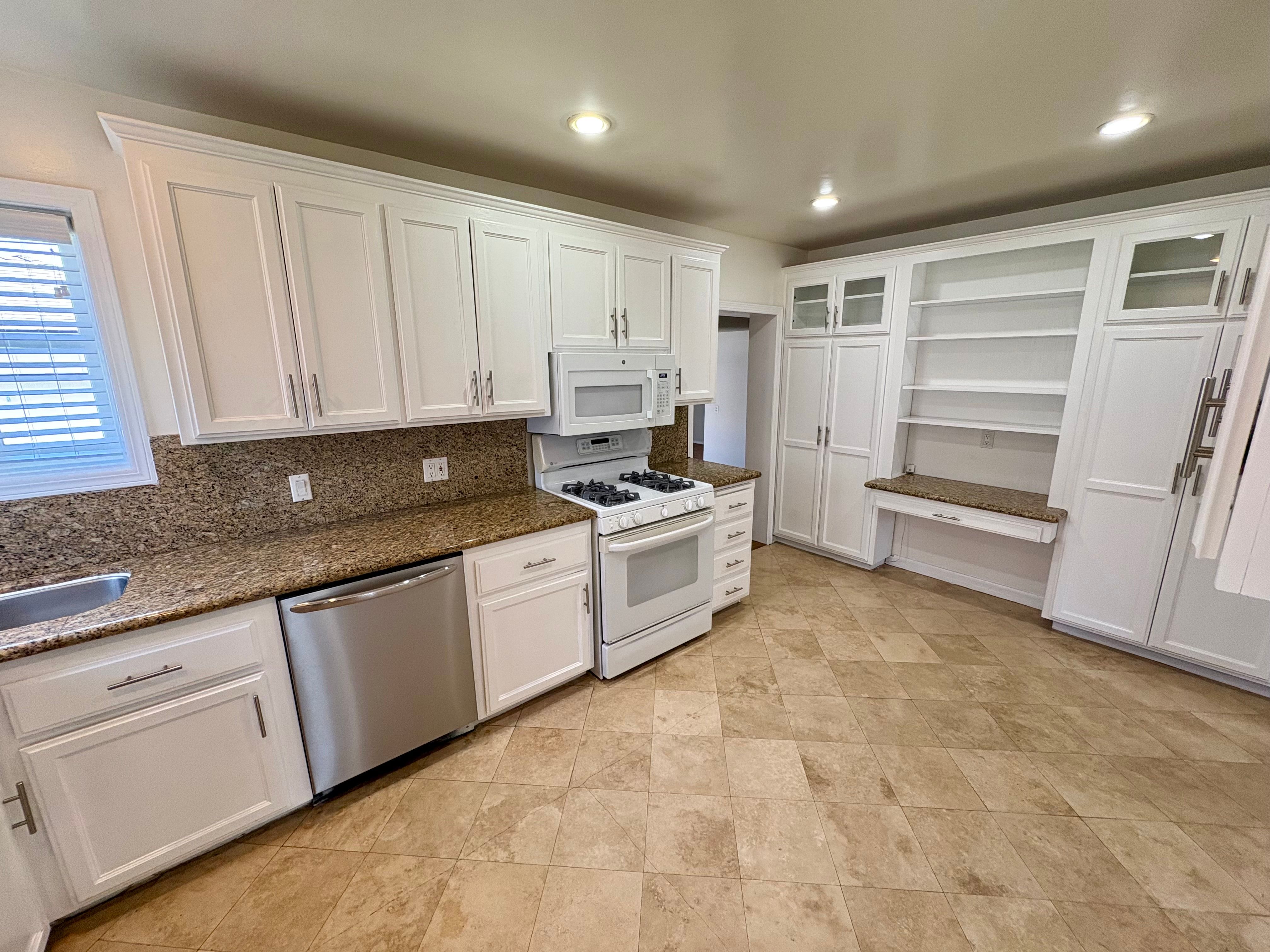  2000 Harkness Street, Manhattan Beach, CA 90266 - 物件實景