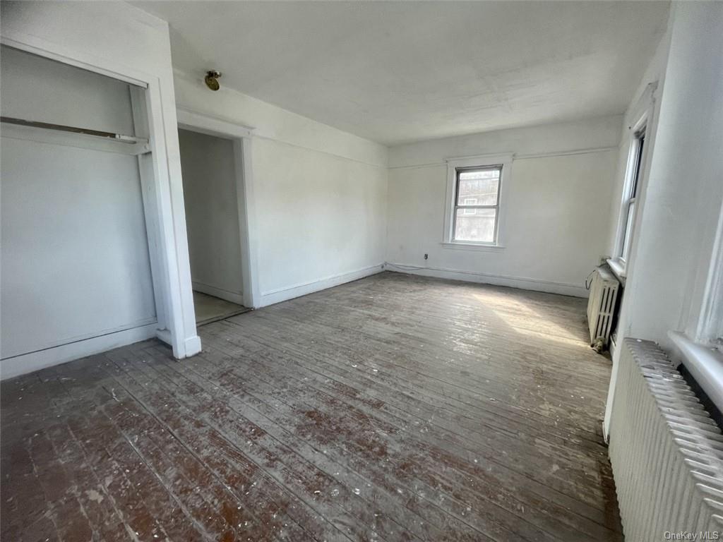 Dobbs Ferry, New York, 10522, United States, 4 Bedrooms Bedrooms, ,2 BathroomsBathrooms,Residential,For Sale,1888691