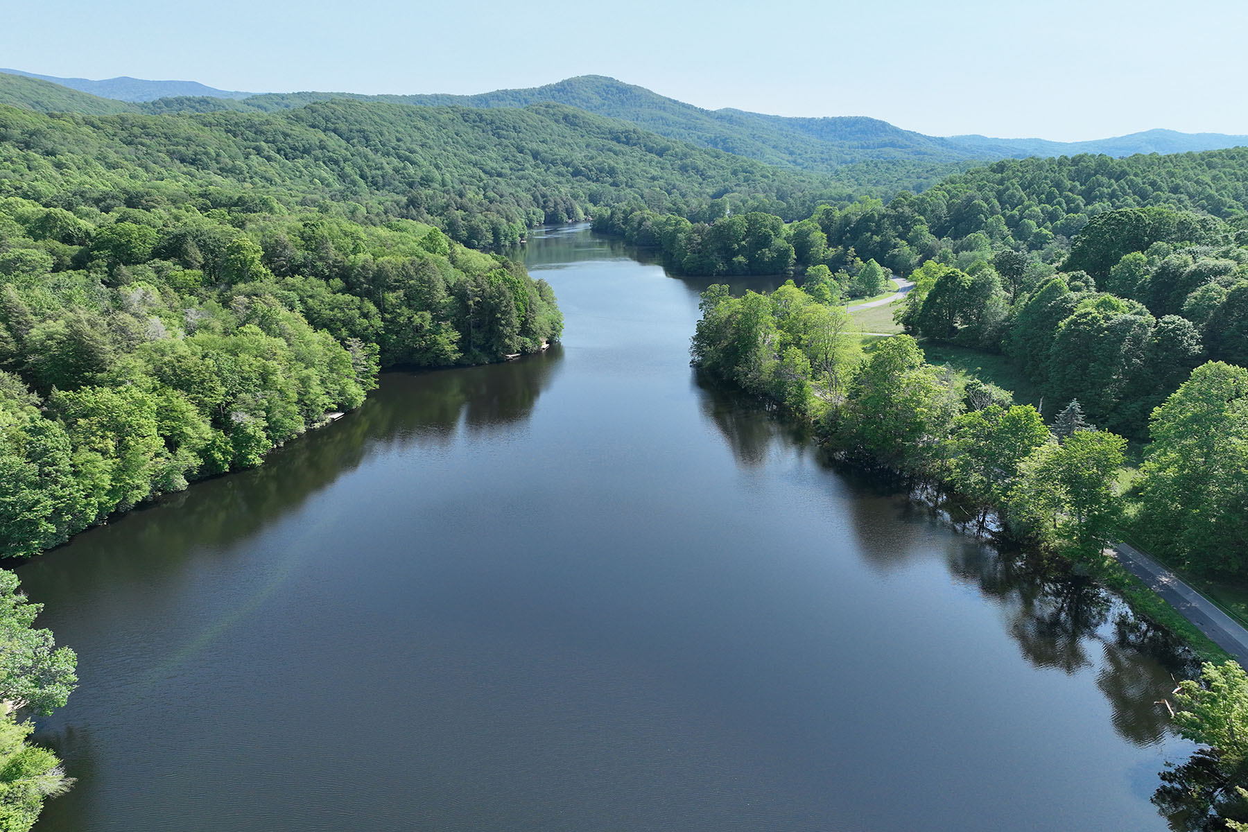  ROAN MOUNTAIN - RIPSHIN LAKE CORPORATION - 物件實景