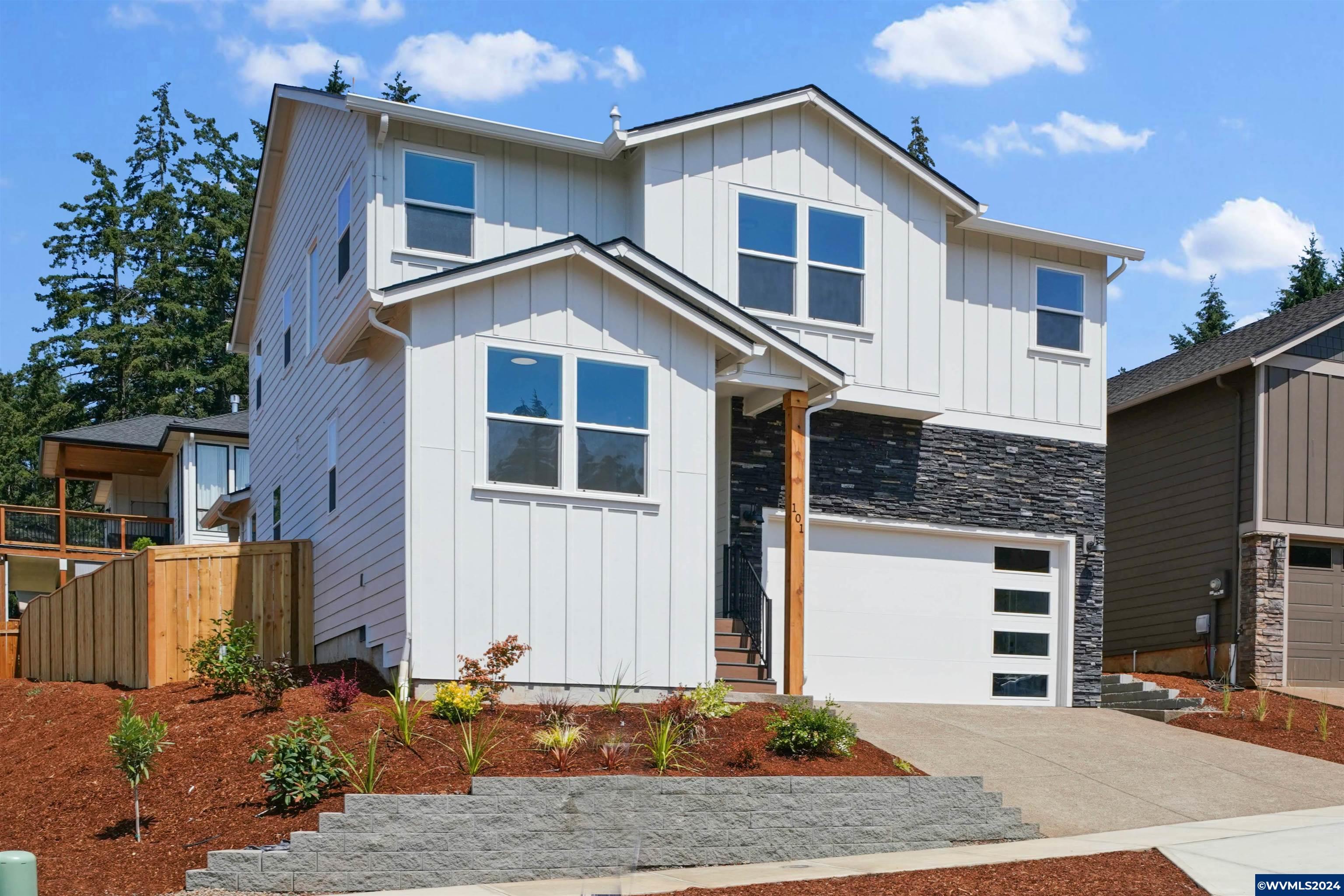 Salem, Oregon, 97306, United States, 3 Bedrooms Bedrooms, ,3 BathroomsBathrooms,Residential,For Sale,1695520