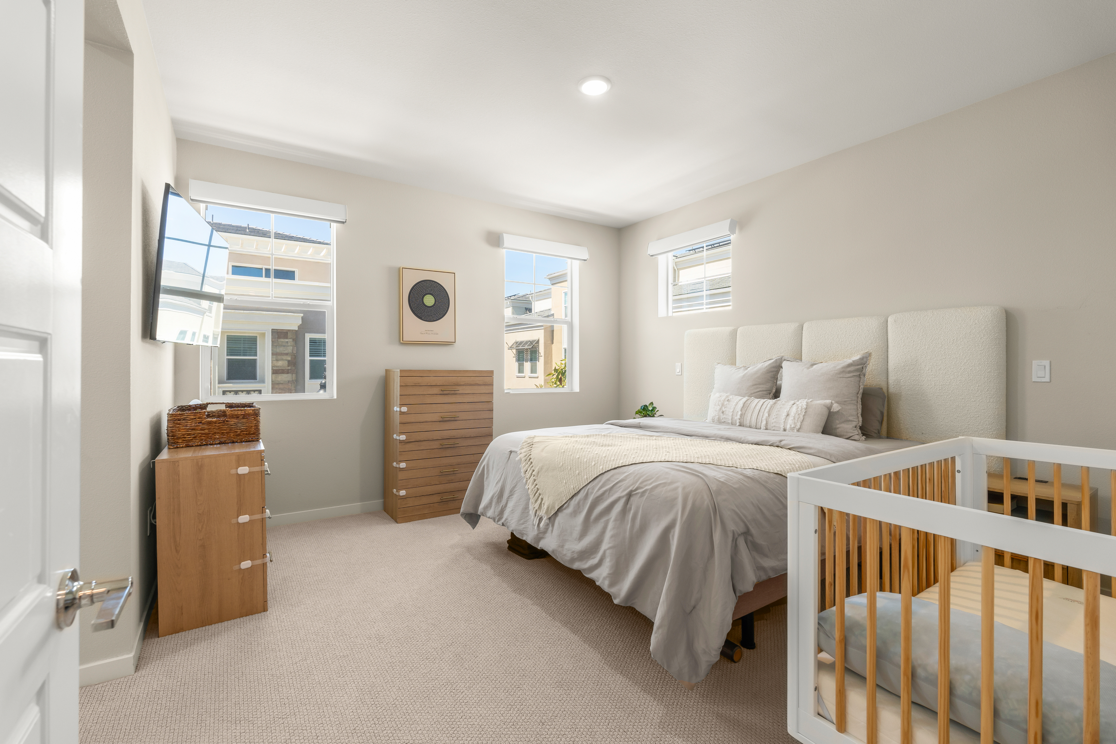  749 Winchester Drive, Oxnard, CA 93036 - 物件實景